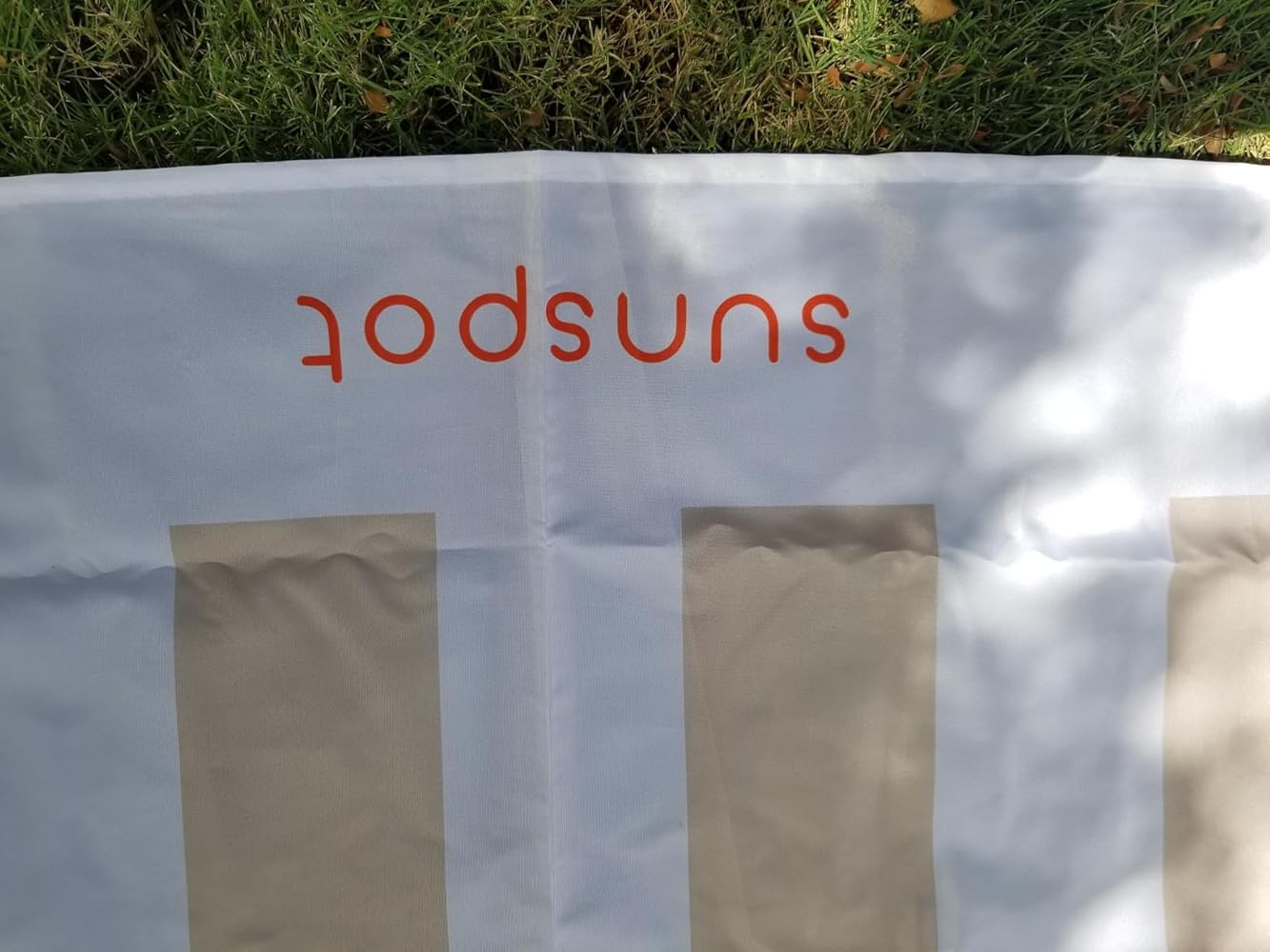 Mesh Beach Tote with Pull-out blanket