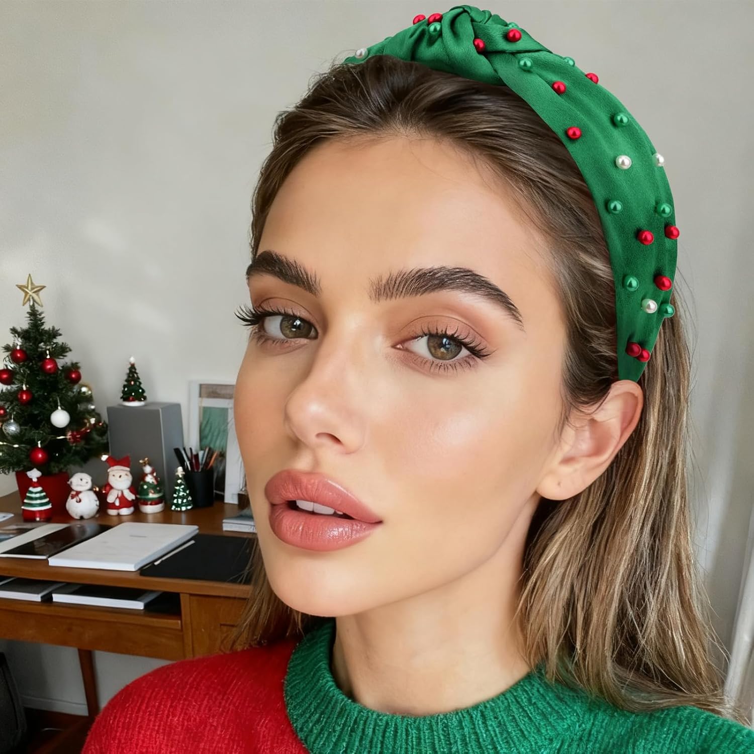 YISSION 2PCS Christmas Knotted Headbands for Women, Red & Green Pearl Beaded Top Knot Hairbands, Festive Holiday Hair Accessories for Xmas Party, Family Gathering & Daily Wear - Image 3