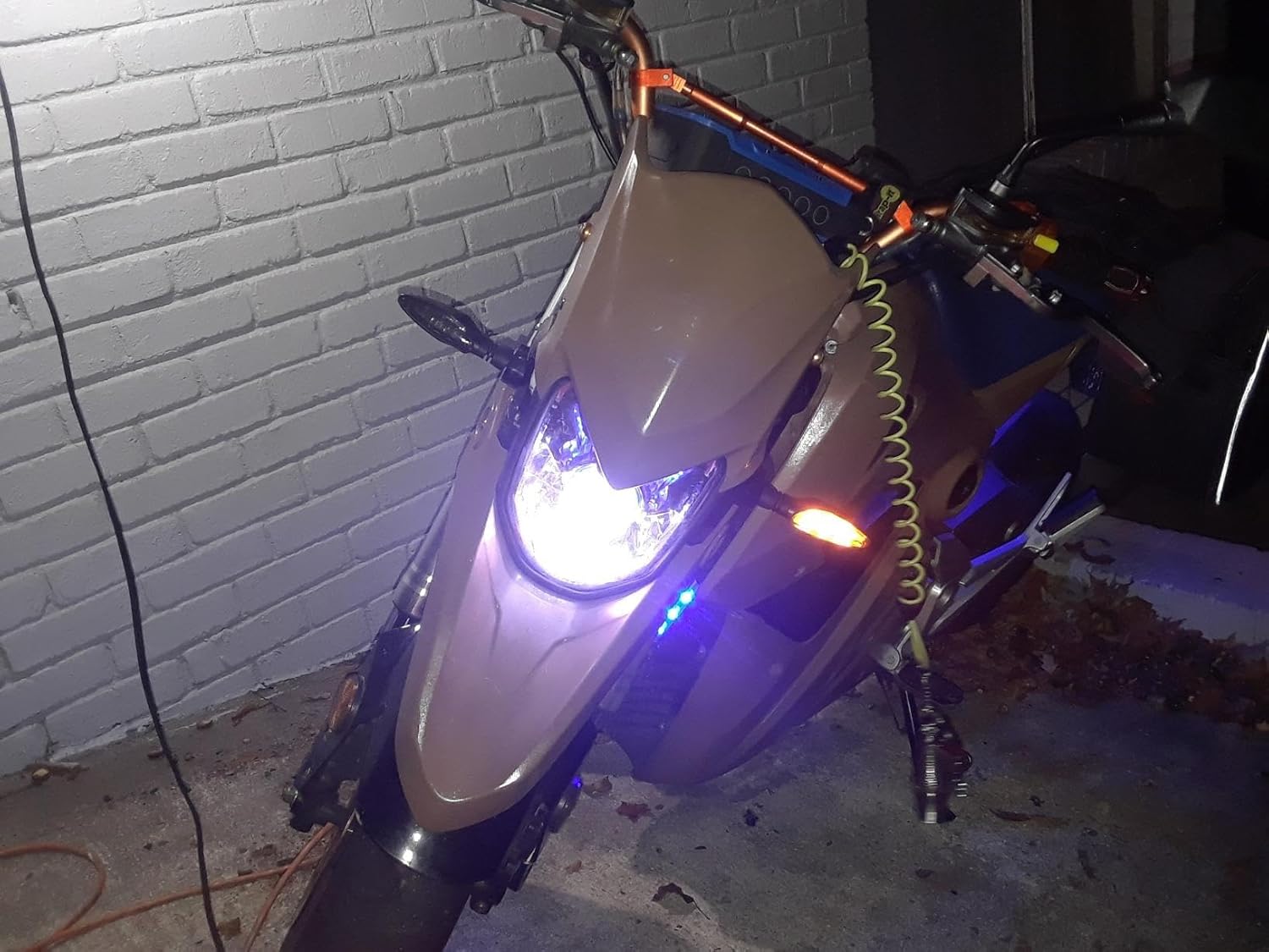 Hi-quality LED Turn Signal Light for Kawasaki Ninja 650 650R Z800 ZX6R for Honda MSX125 Grom125 for Suzuki GSXR 600 SV650SF GS500F for Yamaha YZR R1/R3/R6/MT07 (Smoke, 4PCS)