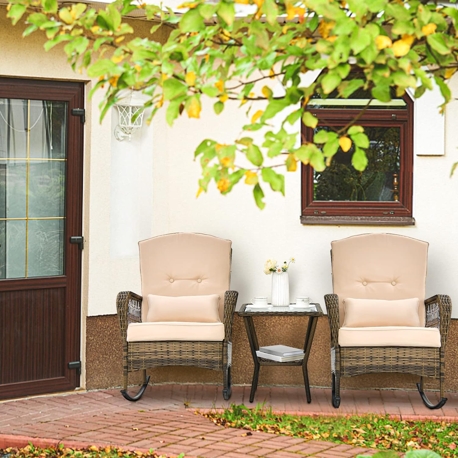 GIANTEX Juego de Muebles de Ratán 3 Piezas, Cojunto de Mecedoras para Jardín, 1 Mesa de Café y 2 Mecedoras, con Cojines, Juego de Mesa y Silla para Jardín, Terraza y Patio