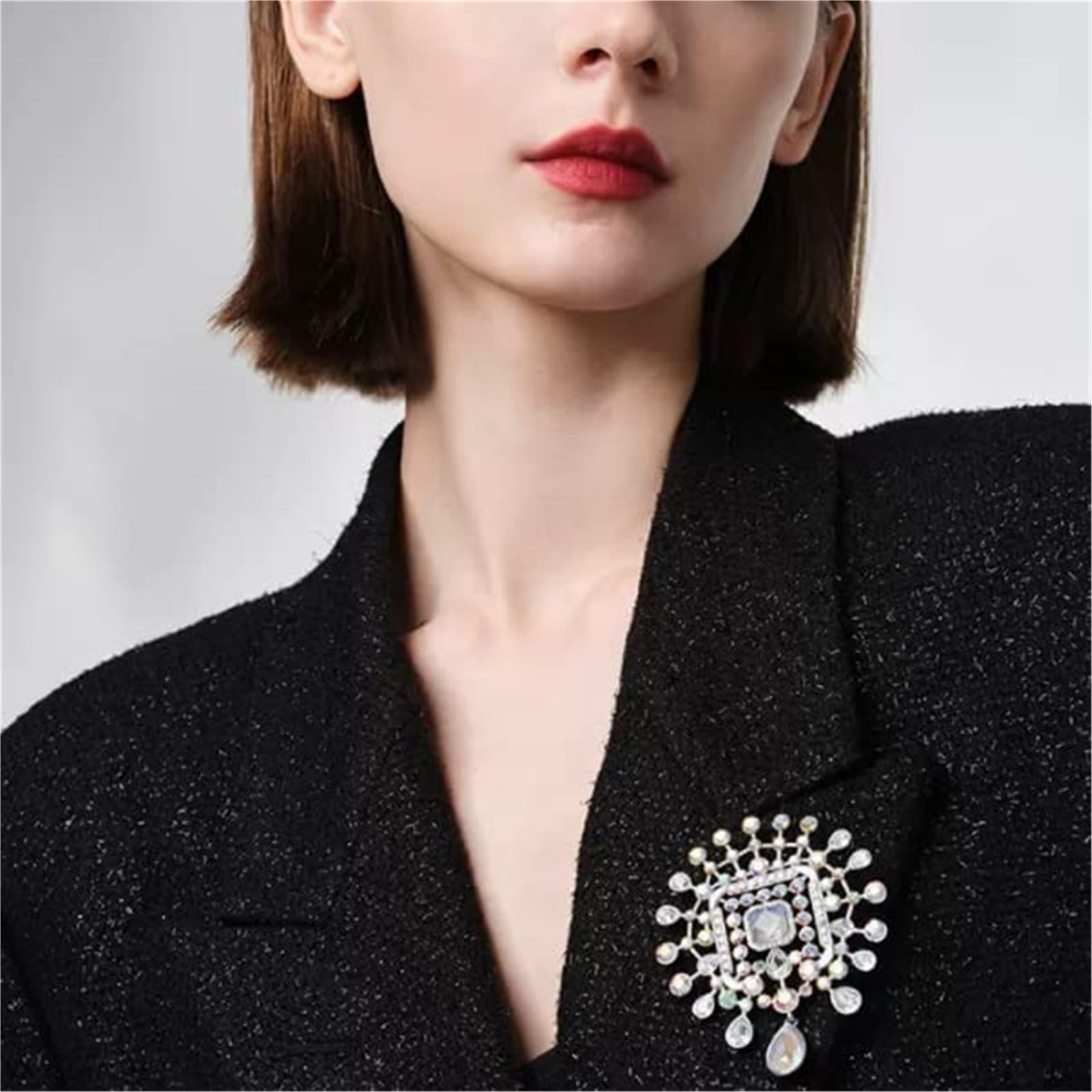 Broche refinado para mujer, versátil pin de solapa para otoño e invierno, accesorios elegantes
