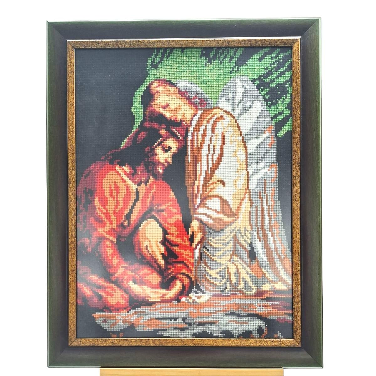 Obraz haftowany ręcznie Jezus z Aniołem 46 x 36 cm, haft krzyżykowy w ramie drewnianej ze szkłem, dekoracja ścienna religijna, unikat handmade Polska Angelos