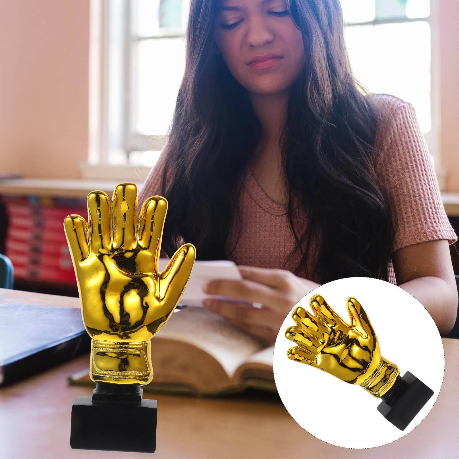 HOMSFOU Torwart-TrophäE Goldene Handschuhe Auszeichnung Mit Sockel FüR FußBallspiel Sieger Kindergarten Schule BüRo Party