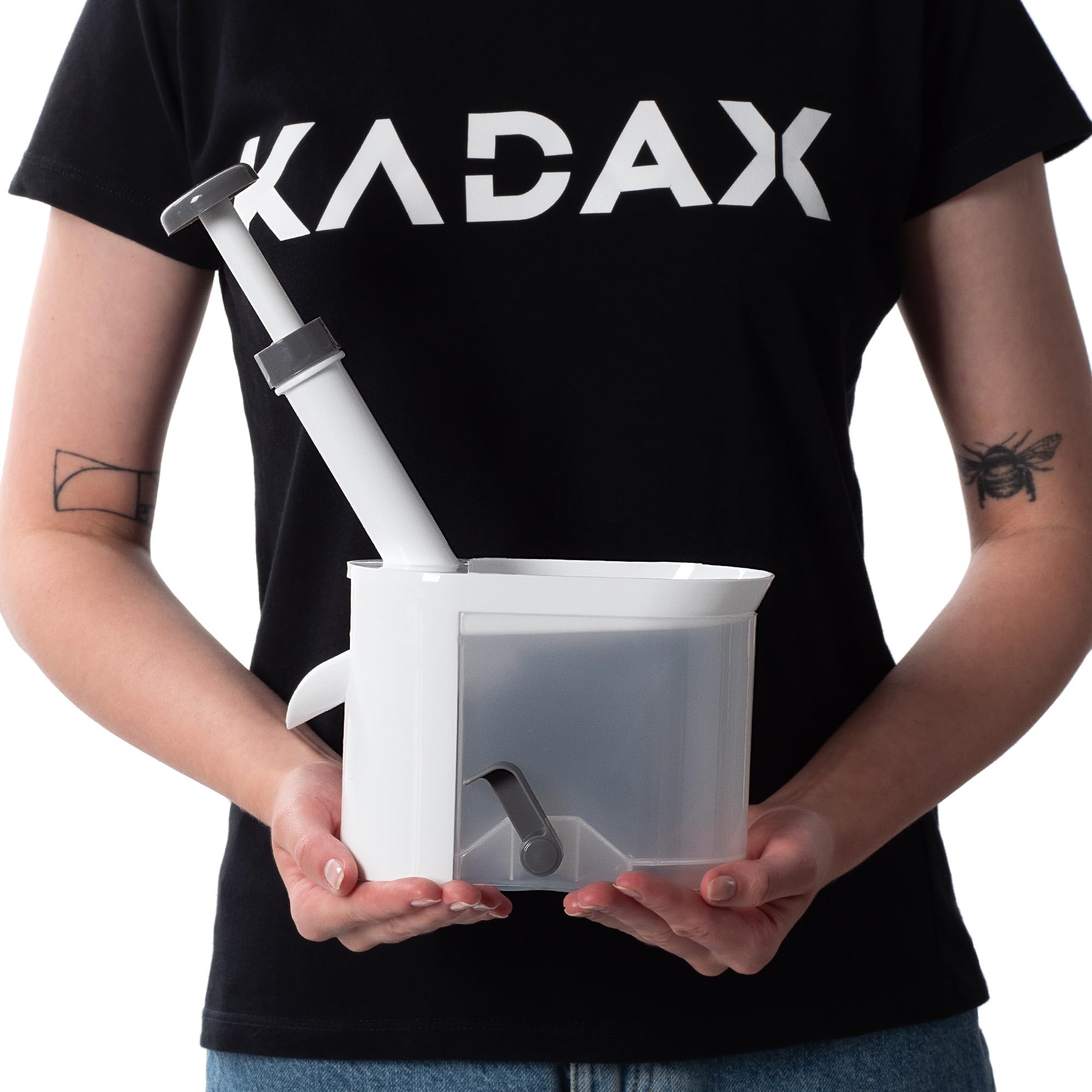 KADAX Kirschenentkerner aus Kunststoff, Kirschenentsteiner mit großer Auffangbehälter, Kirschkernentferner zur schnellen Trennung von Kern & Fruchtfleisch (Weiß)