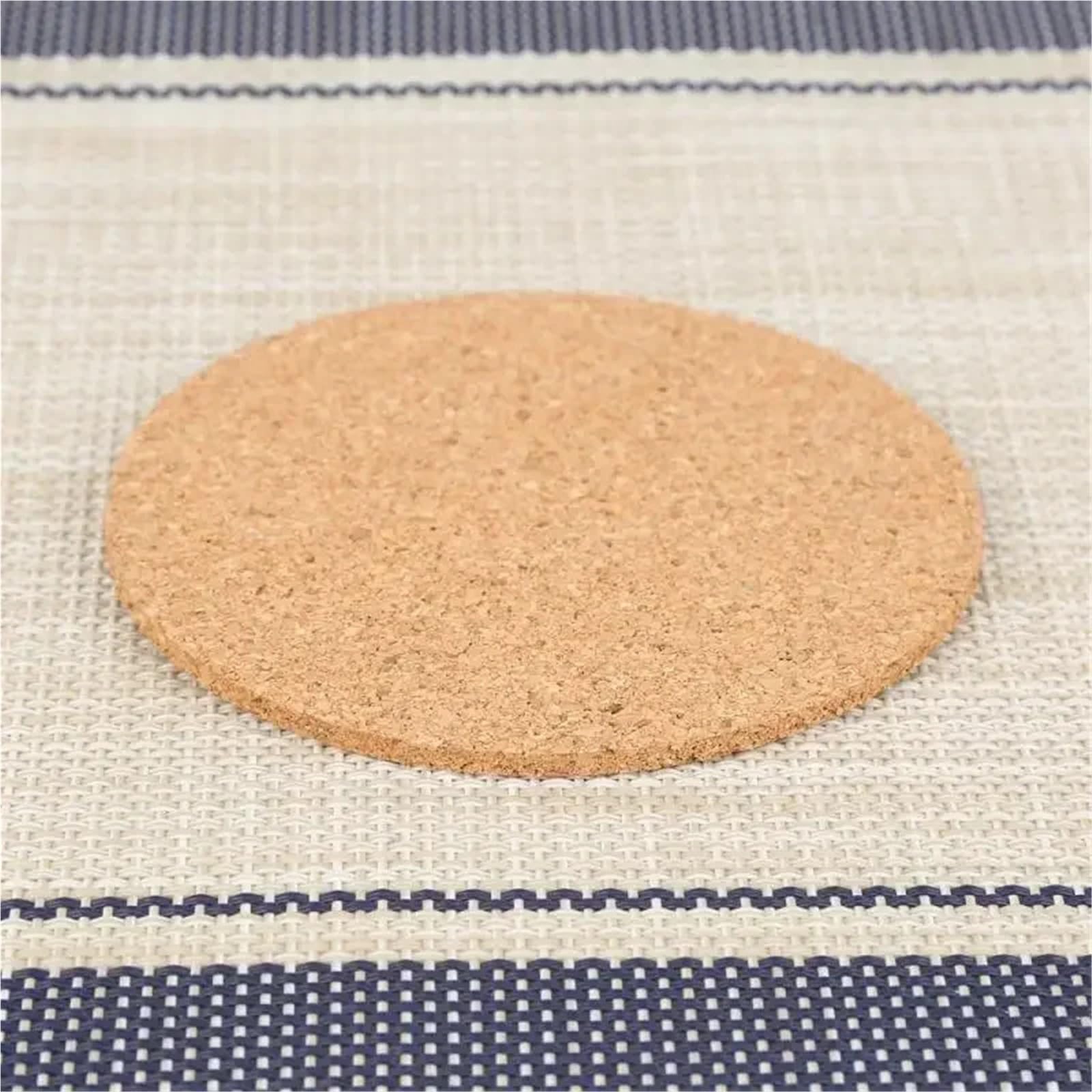 Untersetzer 50/100Pcs Tasse Matte Kork Untersetzer Tischsets for Tisch Küche Zubehör Runde Kaffee Tee Matten Desktop Dekoration