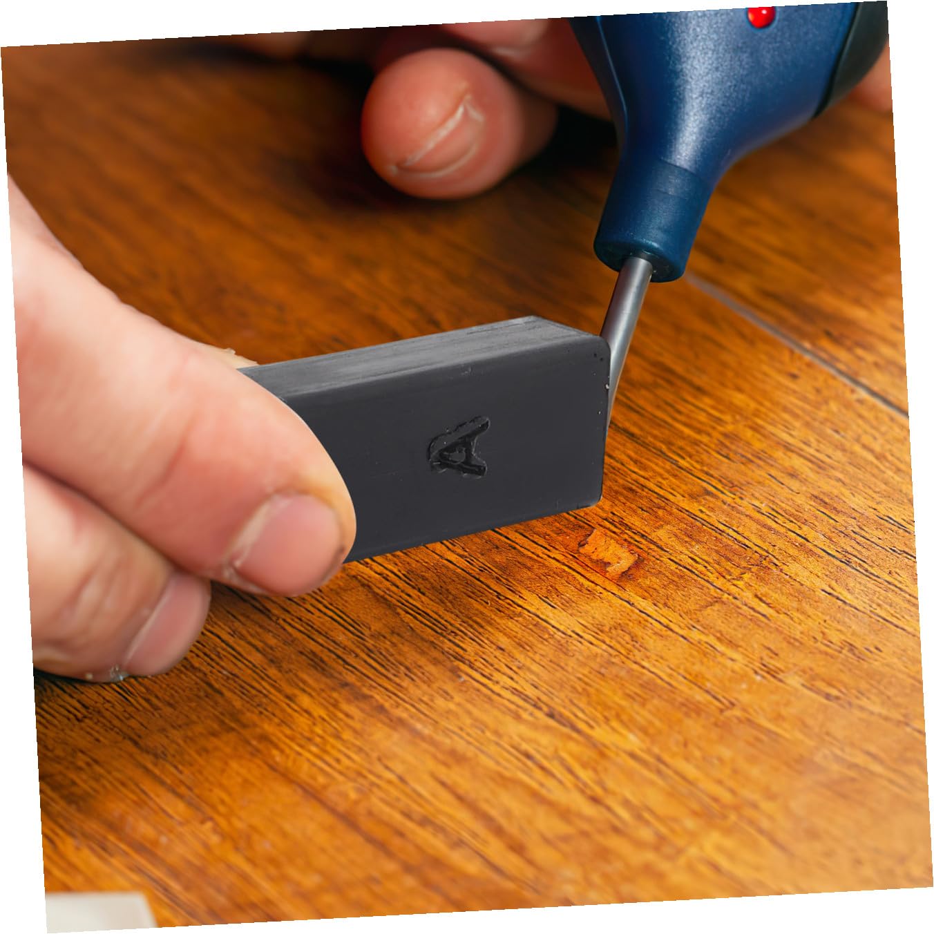 Kit Riparazione Parquet e Laminato in Cera per Graffi | Uso Domestico per Superfici Varie, Accessori Riscaldatore, Portatile e Resistente All'usura