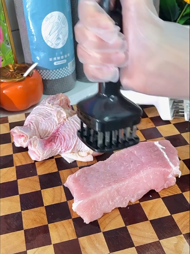 Amazon｜SensaBliss 肉筋切り器 ミートテンダライザー 肉叩き 肉たたき