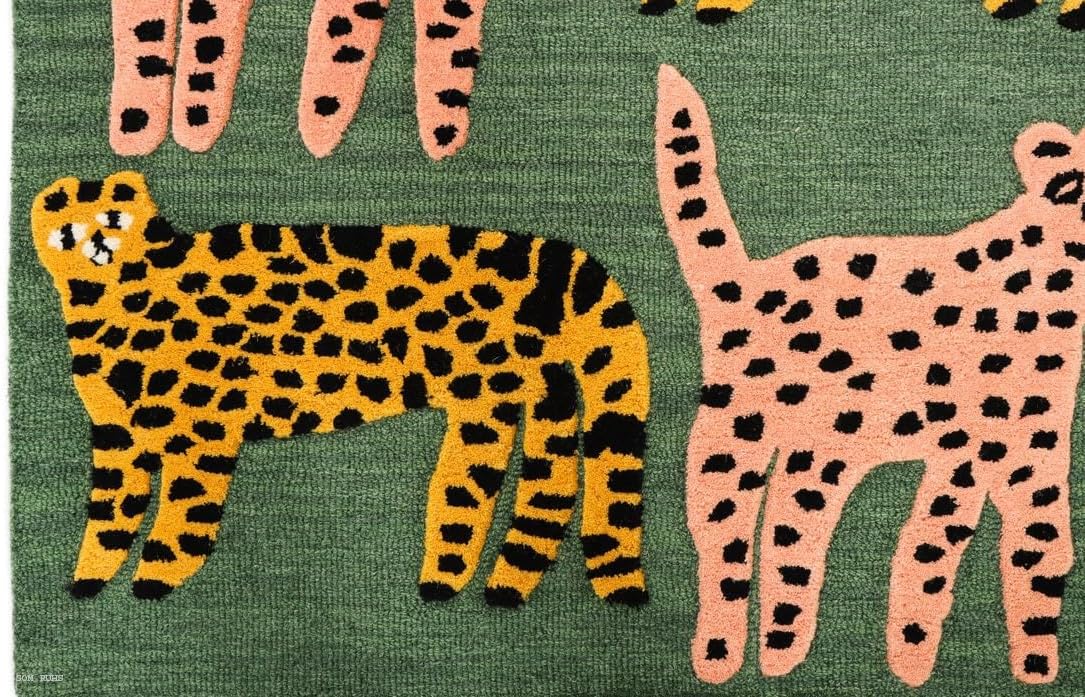 Wool Hand-Tufted Catwalk Rug – Green Woolen Animal Print Carpet, Large Area Rug for Bedroom & Living Room (6 x 9 Ft)