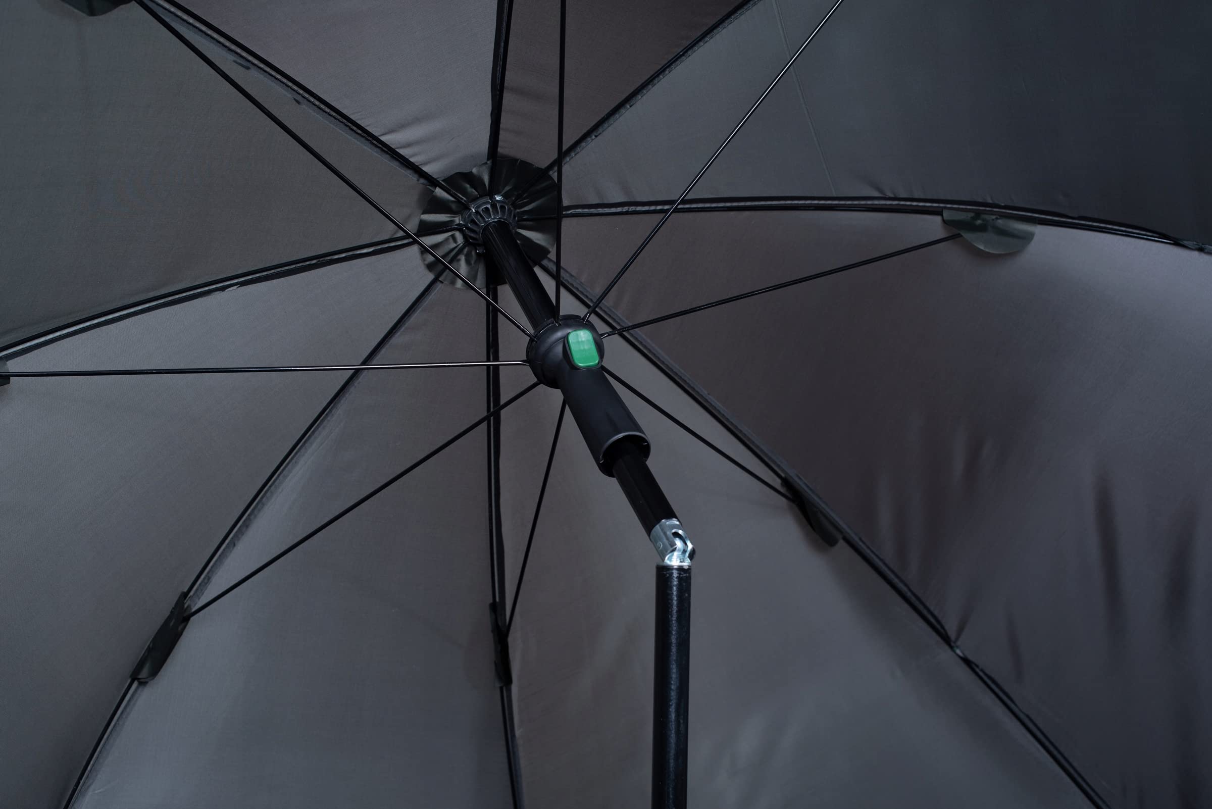 NECO Parapluie de Pêche 250 Cm pour 2 Adultes, Matériau 220D, Protection UV, Intérieur Chaud, Léger et Facile à Déplier, Porte-Parapluie, Piquets et Cordes Inclus, Transparent, Uni