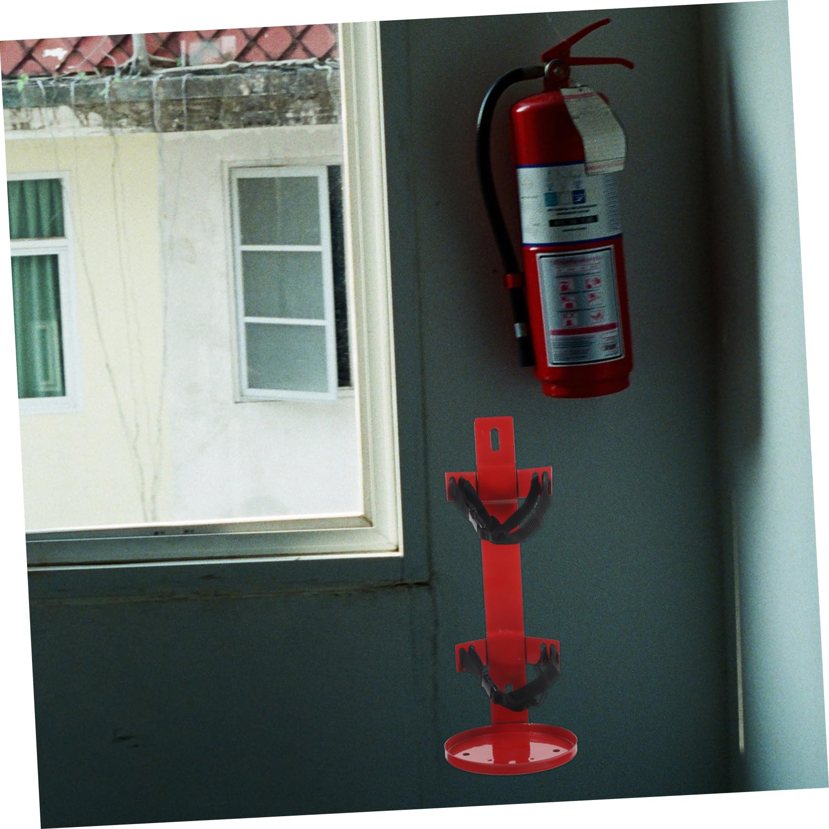 Soporte para Extintor de Incendios para Vehículos, Rojo | Hierro y Cloth, 5-7kg, Fijación Compacta para Pasajeros, Ahorro de Espacio y Seguridad Mejorada