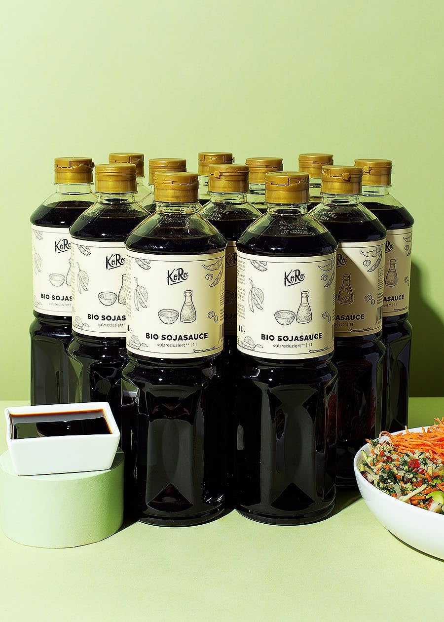KoRo - Salsa di soia bio a ridotto contenuto di sale 12 x 1 L - Confezione risparmio - Vegan e bio - Intenso sapore umami