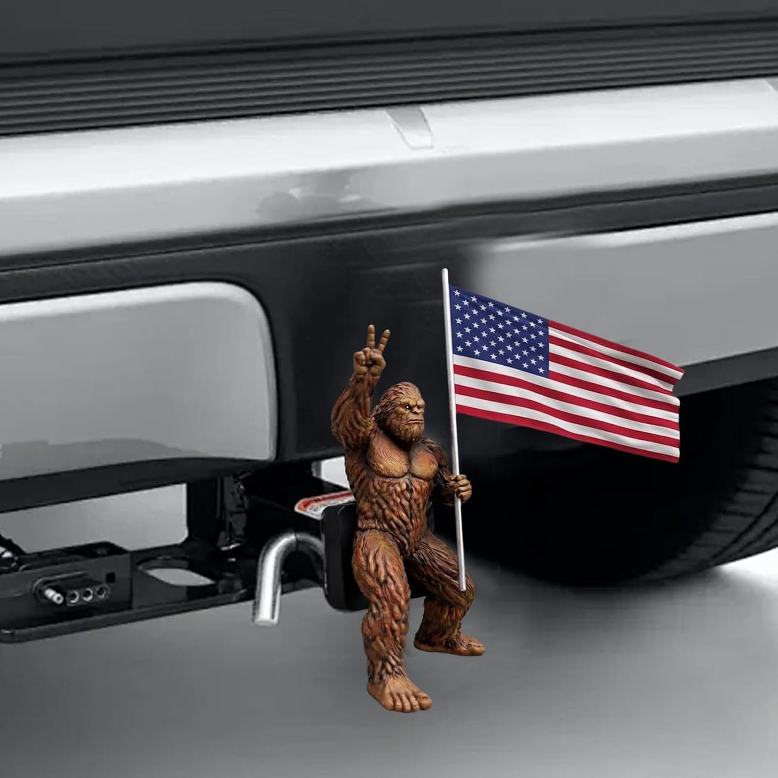 Patriot Bigfoot Anhängerkupplung, Lustige patriotische Bigfoot-Anhängerkupplungsabdeckung für 2"- und 1,25"-Aufnahmen, Abdeckung für hintere Anhängerkupplungsstecker mit Sasquatch-Emblem (5cm)