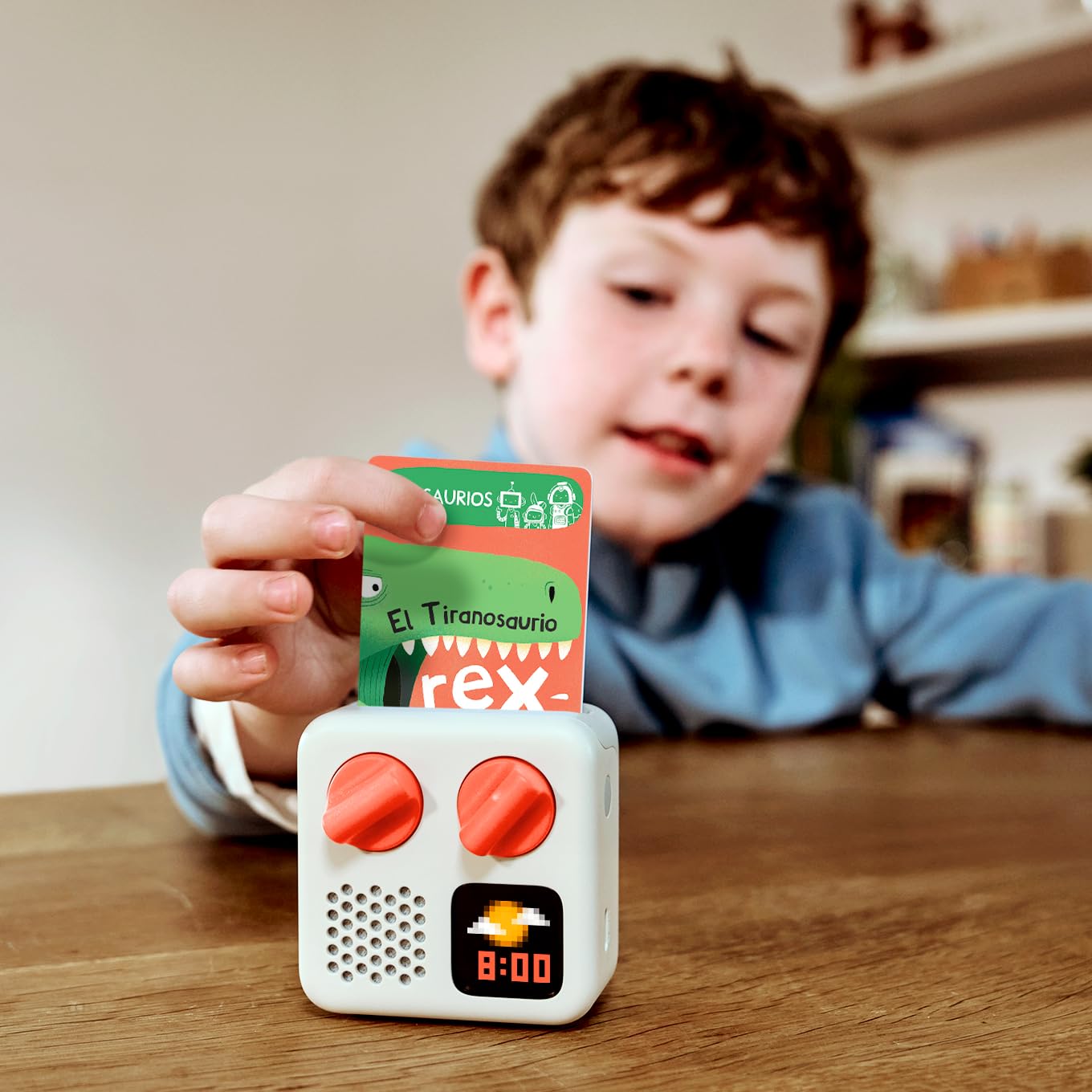 Yoto Confezione di ispirazione 3-7 anni - 6 carte con racconti audio per bambini in spagnolo senza schermi. Storie per imparare e quiz interattivi. Compatibile con Yoto. Età 3+.