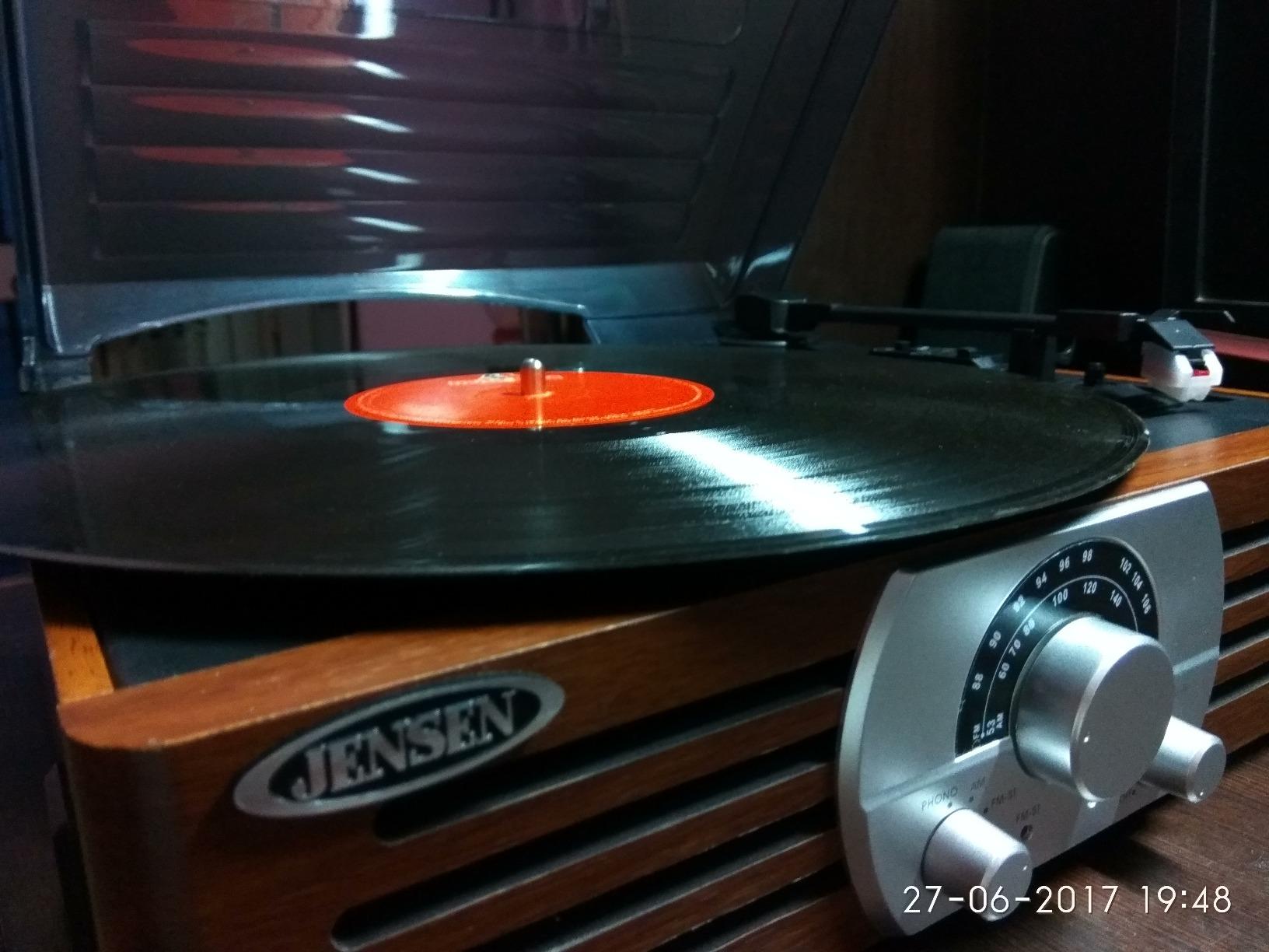 Jensen JTA222 3Speed Turntable Amazon.in Musical Instruments