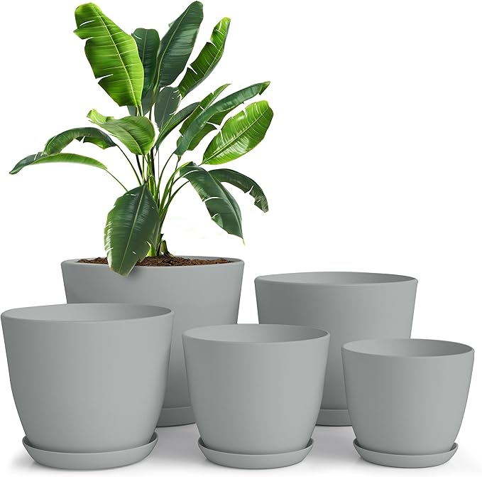 Utopia Home - Plant Pots Indoor with Drainage - 7/6.6/6/5.3/4.8 Inches Flower Pots for Indoor Planter - 5 Pack Plastic Planters - Ideal for Stocking Stuffers or Home Christmas Decorations - Gray