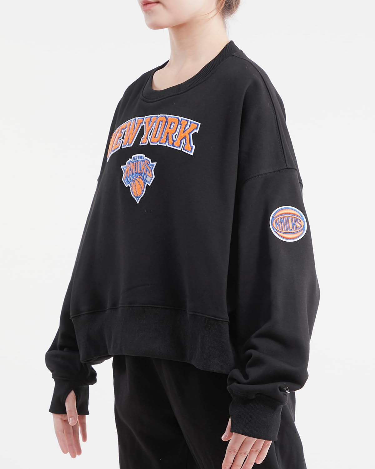 Pro Standard Womens NBA Classic Chenille Crewneck Sweatshirt