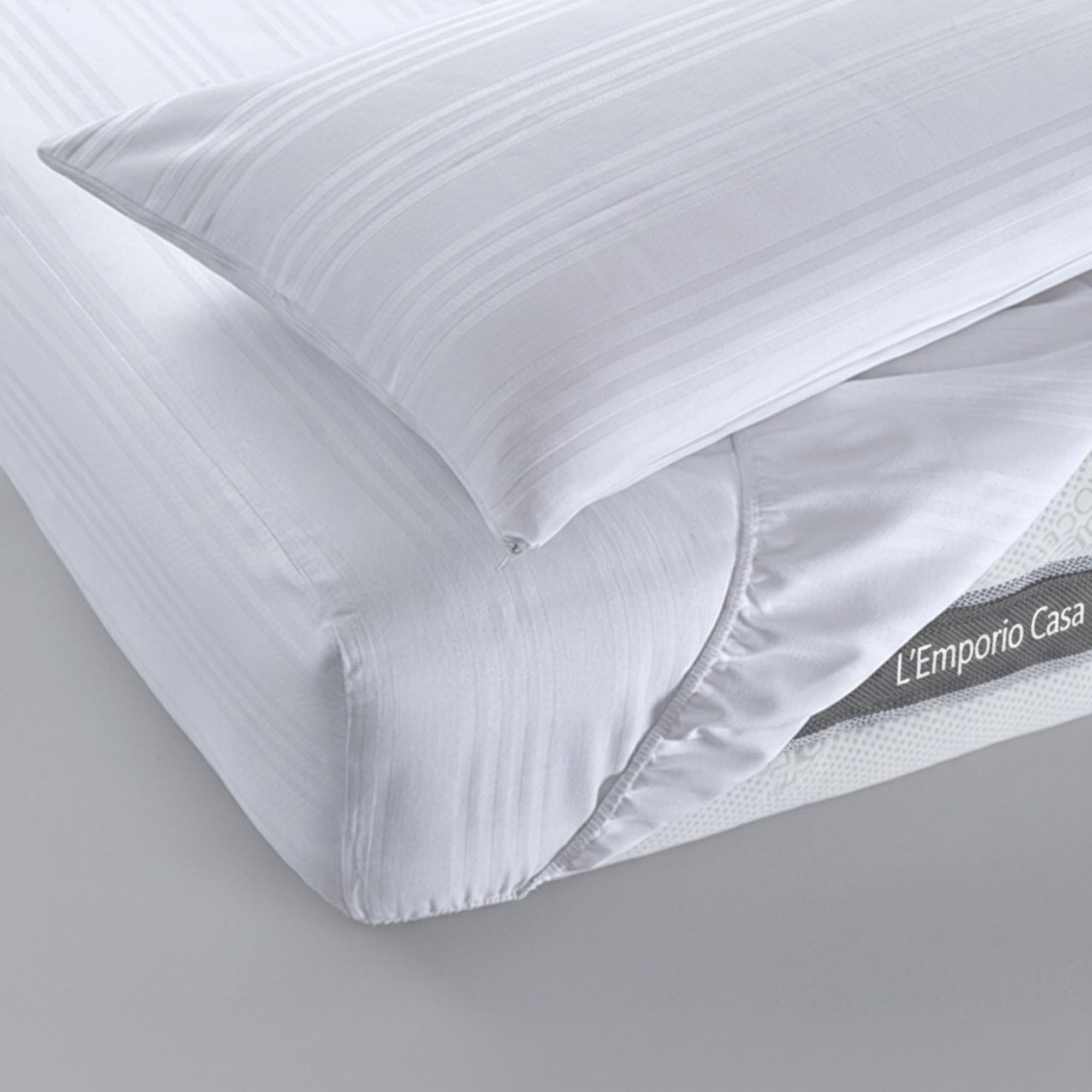 L'Emporio Casa Coprimaterasso in Cotone 100%, Bianco, Anallergico, con Angoli Elasticizzati, Traspirante - Disponibile in Varie Misure (Matrimoniale 175x200+25)