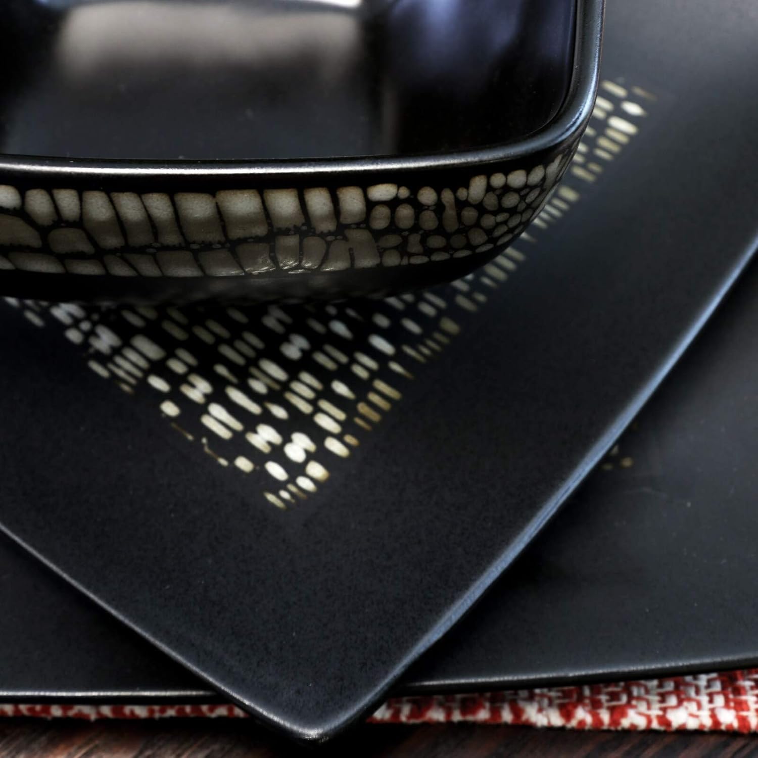 Unknown1 Geo 16 Piece Double Bowl Stoneware Dinnerware Set Brown Geometric Casual Square Microwave Safe, Medium