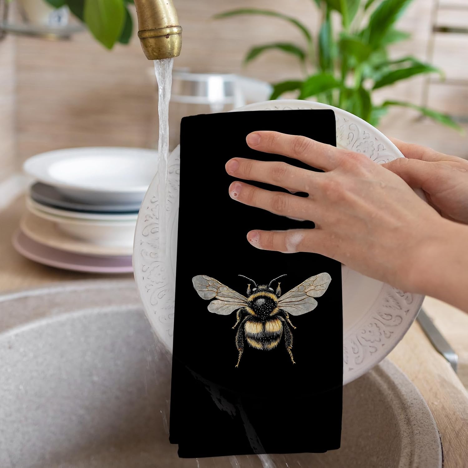 Moody Bumble Bee Kitchen Towels Set of 2, Bee Bathroom Decor, Witchy Bees Dish Tea Towels for Kitchen, Bees Decorative Hand Towel for Bathroom, 16x24 Inch