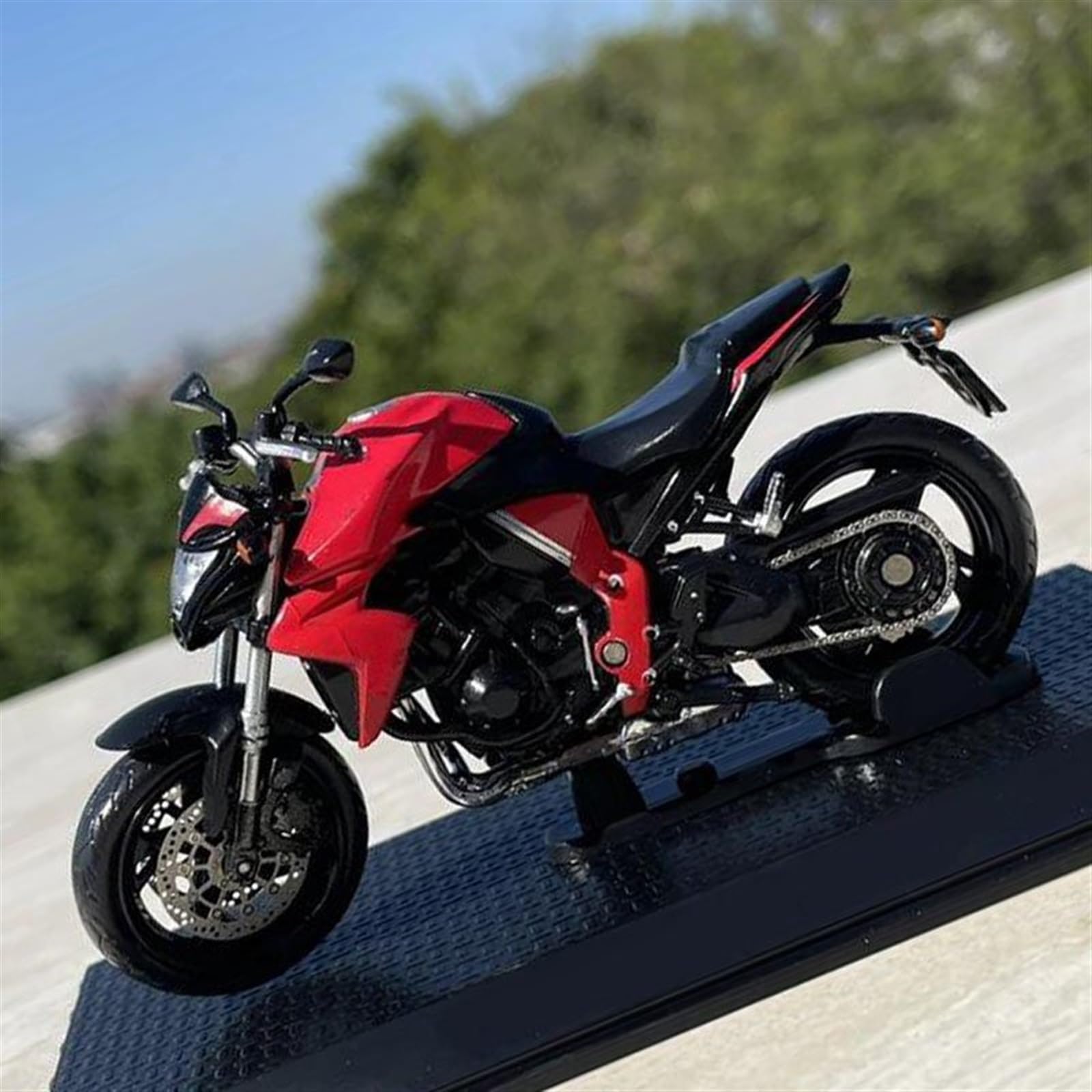 MAKUTU Modello di Moto in Scala per Honda CB 1000R 2010 1/24 Diecast in Metallo Modello di Moto Moto da Collezione