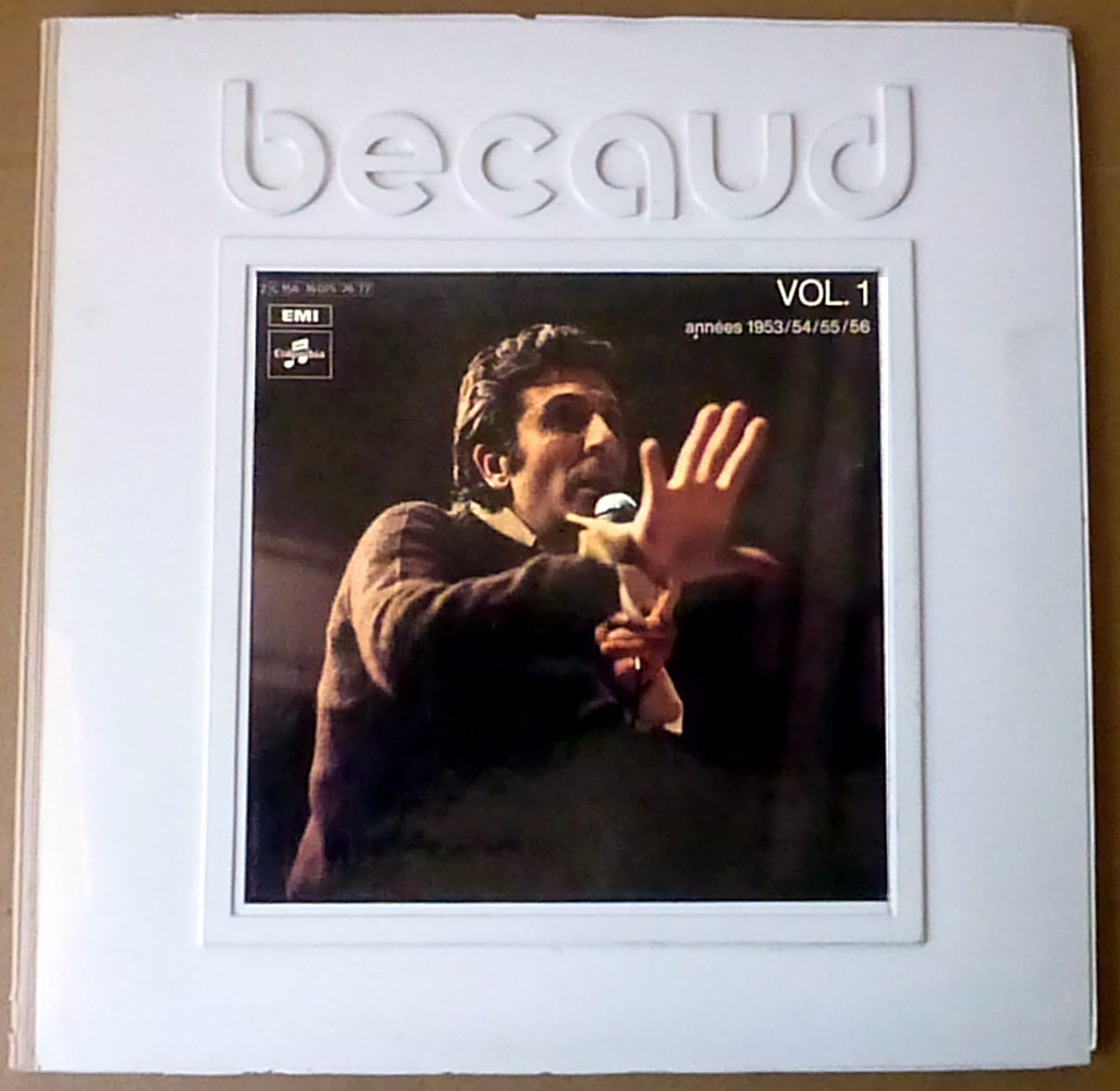 3 Disques vinyles LP 33 tours - EMI 16075 - Superbe Intégrale - Volume N°1 - (Années 1953-54/55/56) - Très belle Pochette en "PLASTIQUE FORT" (Avec "BECAUD" incrusté en relief)