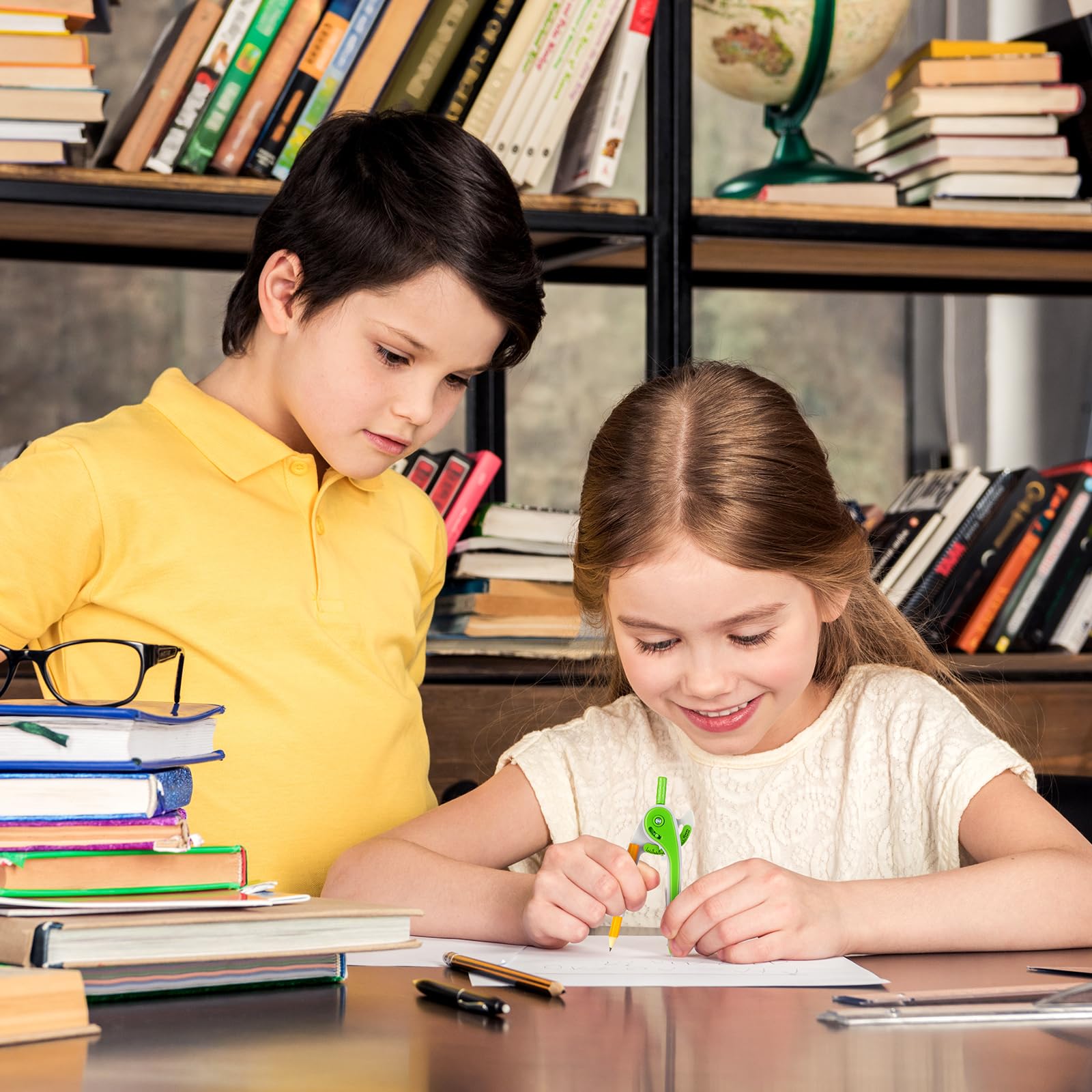 Zonon Lot de 60 boussoles de géométrie pour étudiant - 15,2 cm - Couleur vive - Outil de précision pour la géométrie en plastique - Avec crayons - Fournitures de rentrée scolaire - Pour l'école, la