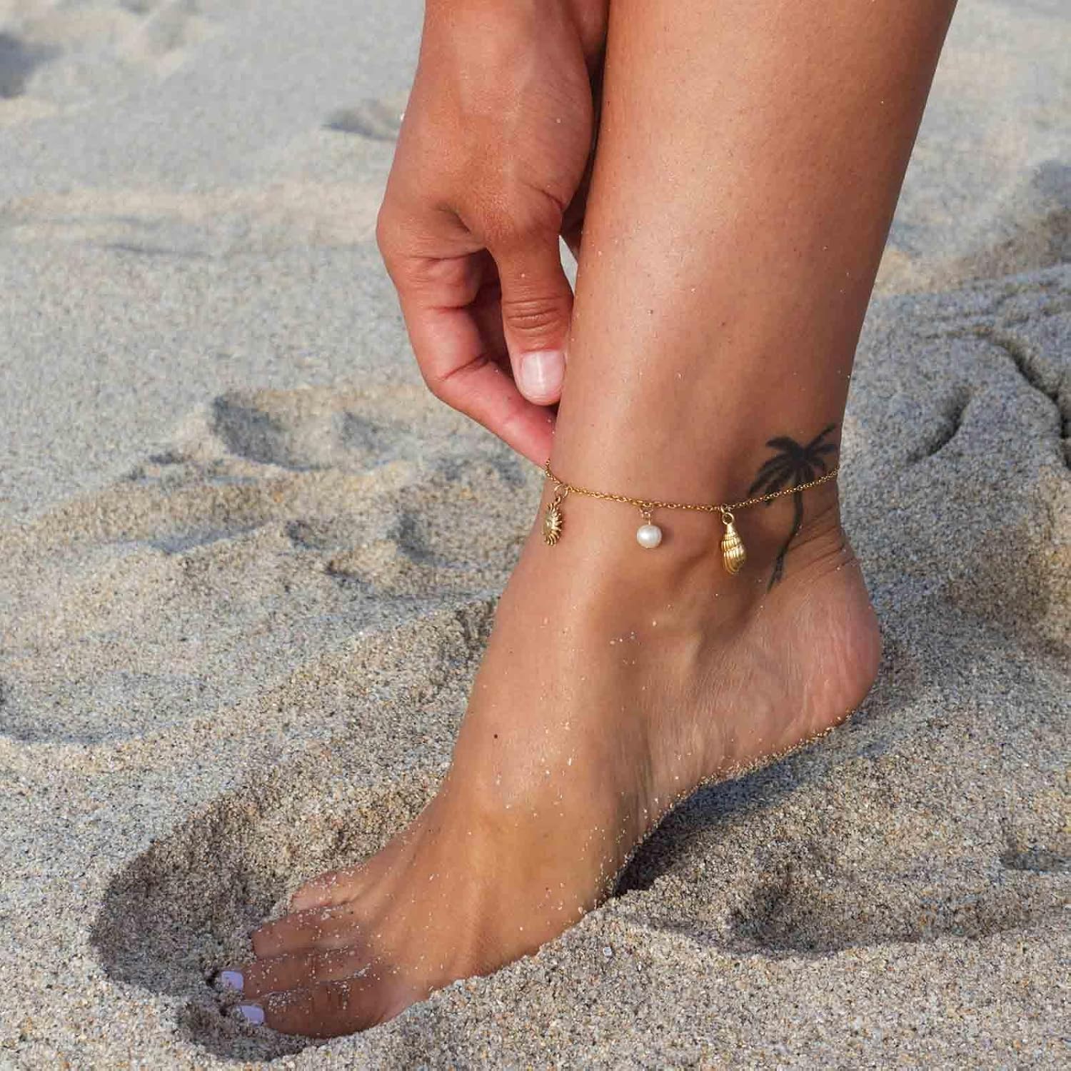 Boho Sun Anklet Bracelet Gold Shell Conch Ankle Chain Vintage Pearl Dangle Foot Chain Adjustable Sunburst Dangle Link Bracelet Accessories for Women - Image 4