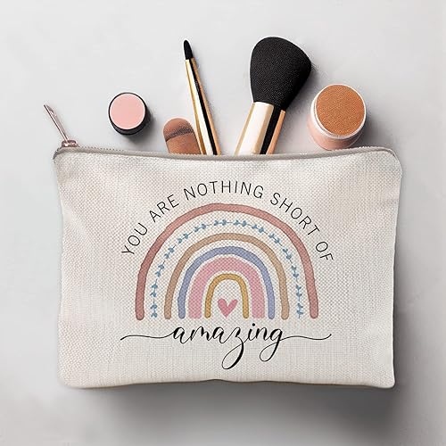 Miniatura 3 de Estuche de maquillaje con texto en inglés "You Are Nothing Short Of Amazing Makeup Case Rainbow Makeup Bag Gift Best Friend Gift Sister Birthday