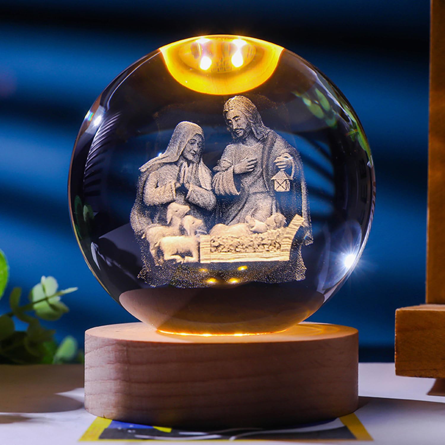 Creative 3D Jesus Crystal Ball, Glass Crystal Ball with LED Night Light & Wooden Base, Crystal Religious Gifts with Jesus Statue, Crystal Ball Night Light for Home Office Christmas Decoration (B)