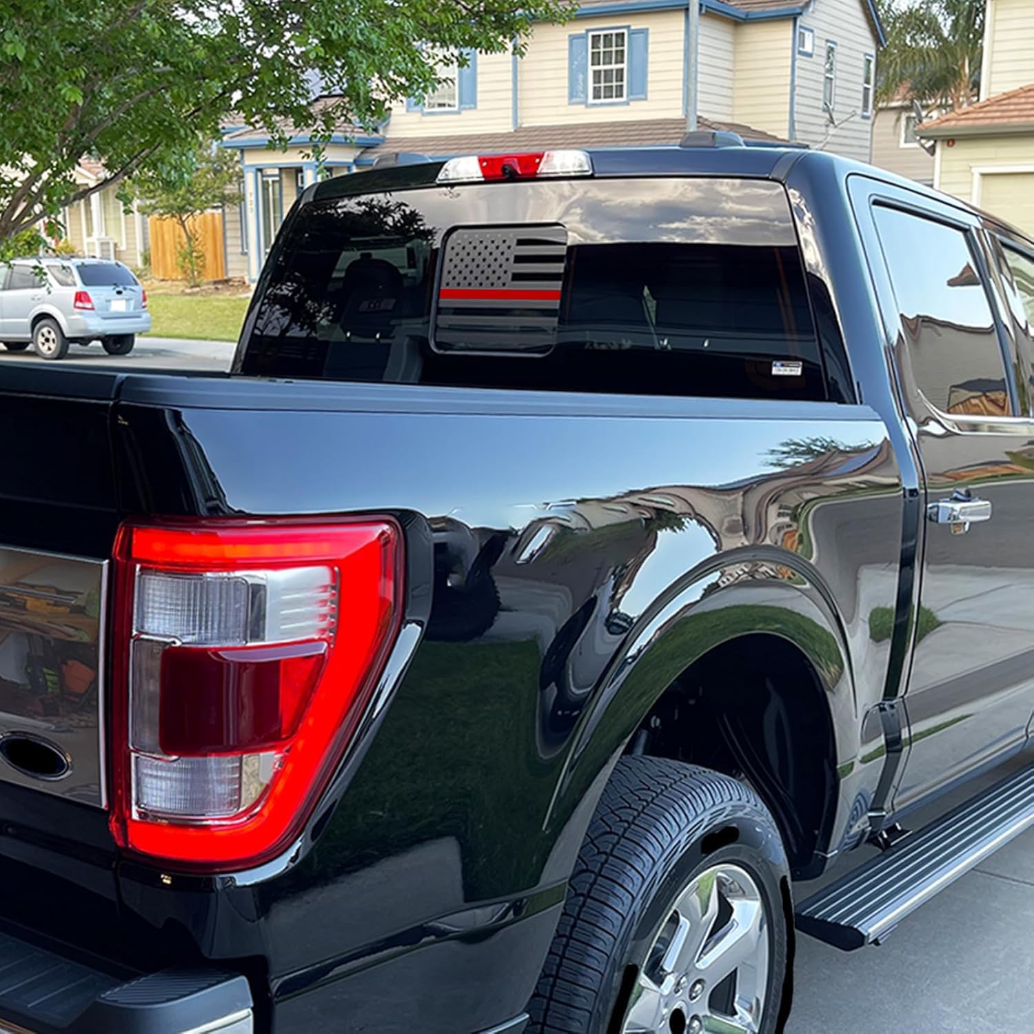Xinghe for Ford F150 F250 F350 2015-2026, Rear Middle Window American Flag Decals, Matte Black USA Flag Decal for Truck Back Window, for Ford Raptor 2015-2026 Accessories (Redline)