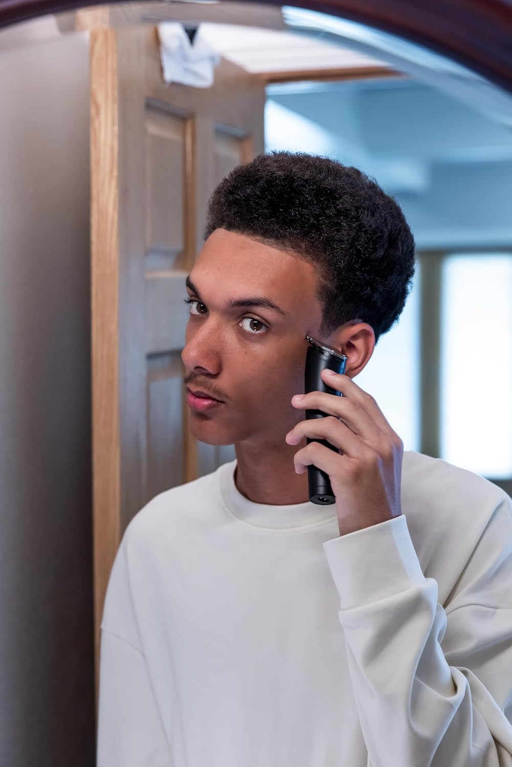 Andis 563070 inLINER All-in-One Cordless Beard & Hair Trimmer, 12-Piece Kit, Compact and Quiet, Removeable T-Blade, Includes Shaver Head Attachment, Black