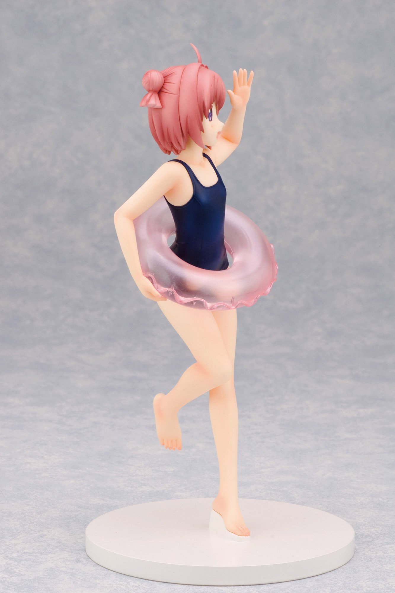 Amazon | 赤座 あかり 水着ver. (1/7スケールPVC製塗装済み完成品