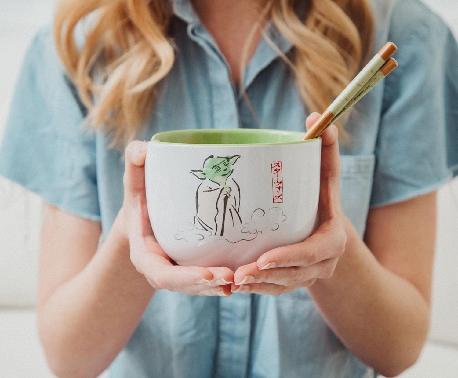 Silver Buffalo Star Wars Yoda May The Force Be With You Ceramic Dinnerware Set | Includes 20-Ounce Ramen Noodle Bowl and Wooden Chopsticks - Image 4