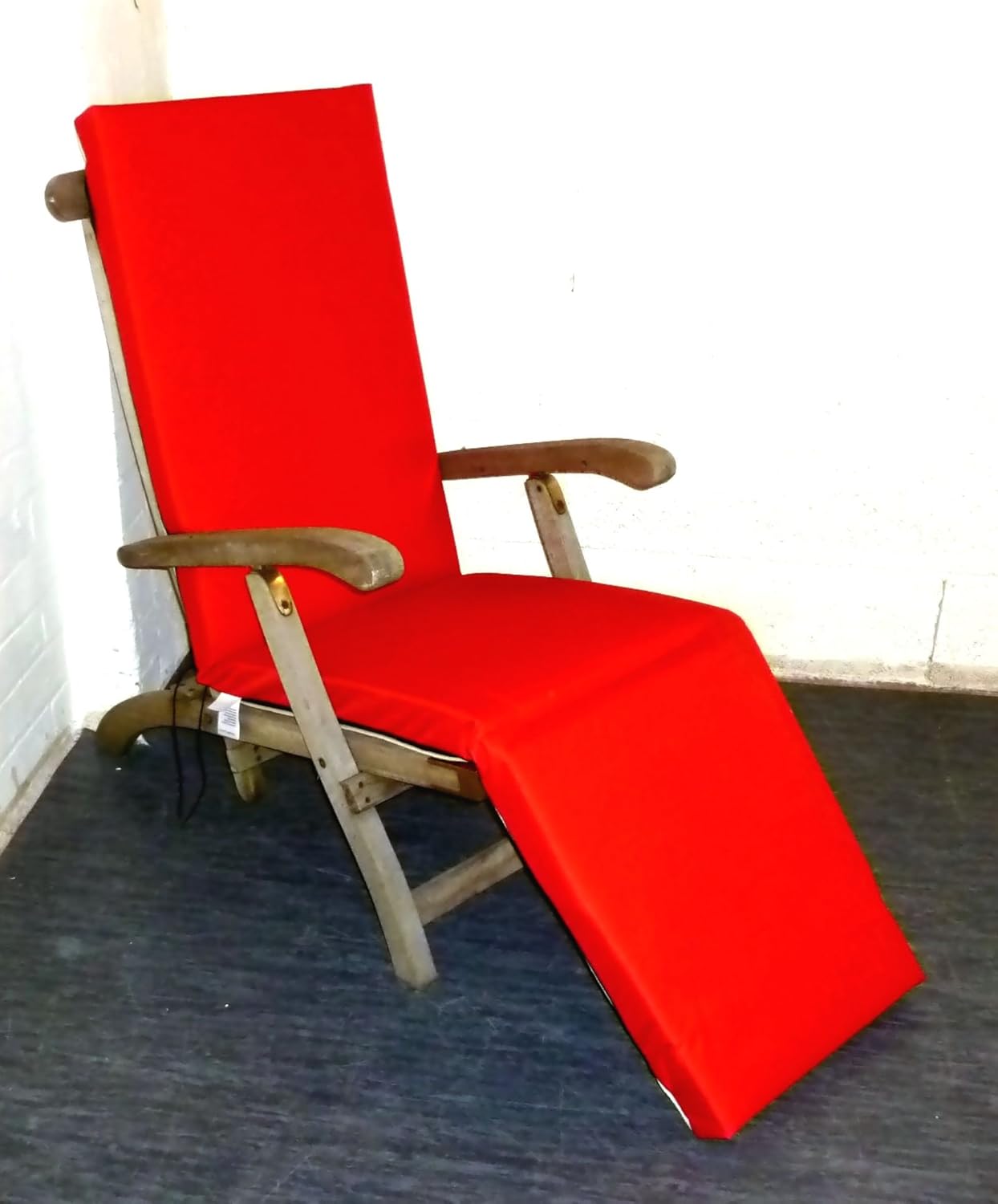 Zippy Waterproof Steamer Chair Cushion Plain Red