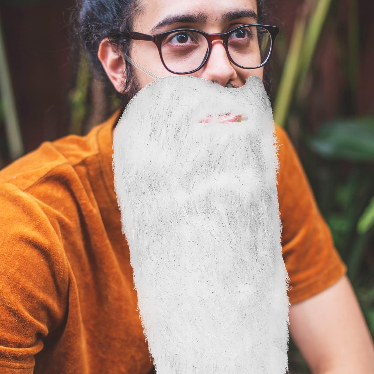 Halloween Fake Beard White Plush Costume Accessory for Men and Adults Lightweight Pirate Facial Hair for Party Dress up