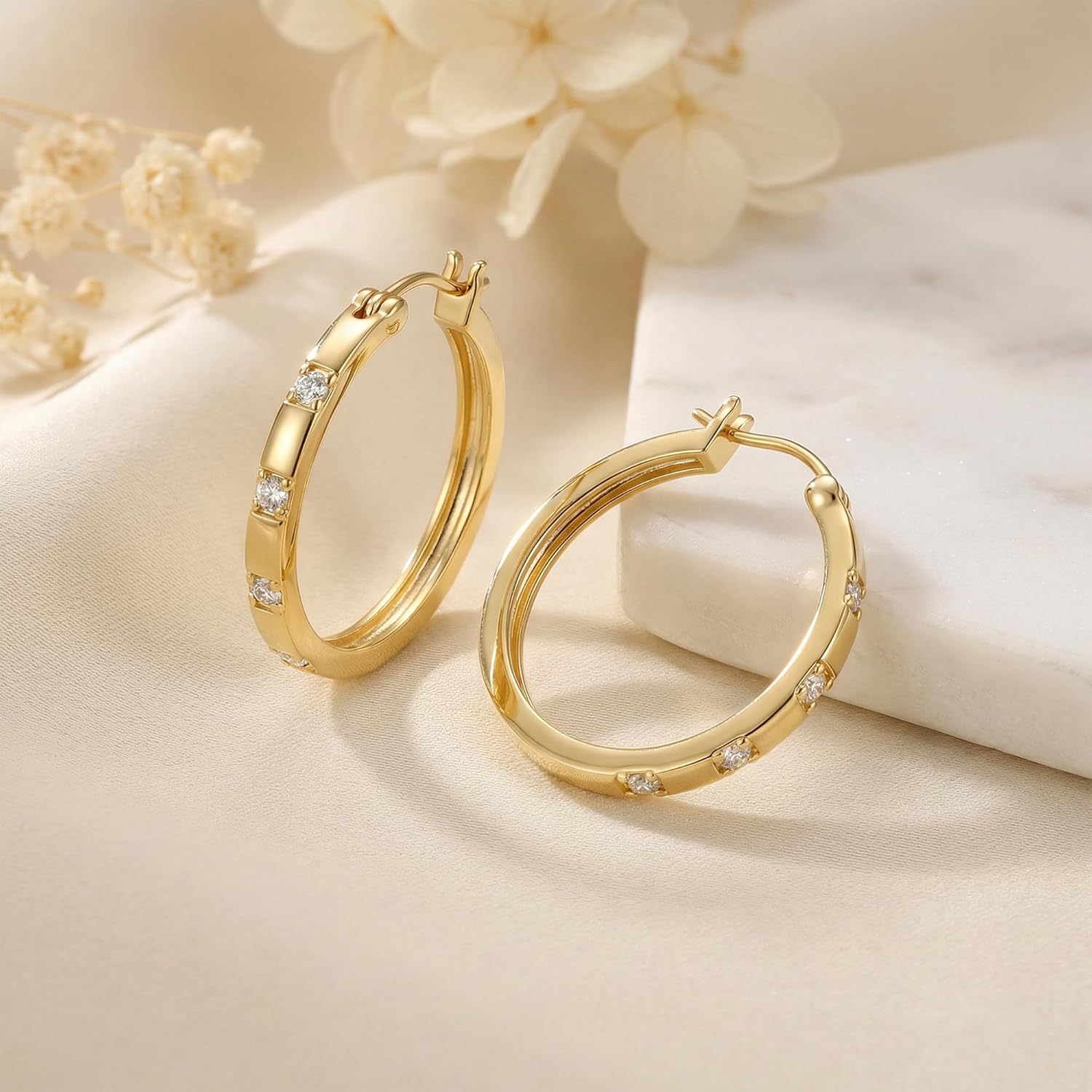 14K Gold Earrings for Women Gold Hoop Earrings Gold Earring for Women CZ Hoop Earring for Womens Hoops Calm Refined and Quietly Luxurious Hoops Earring for Womens 20/25mm
