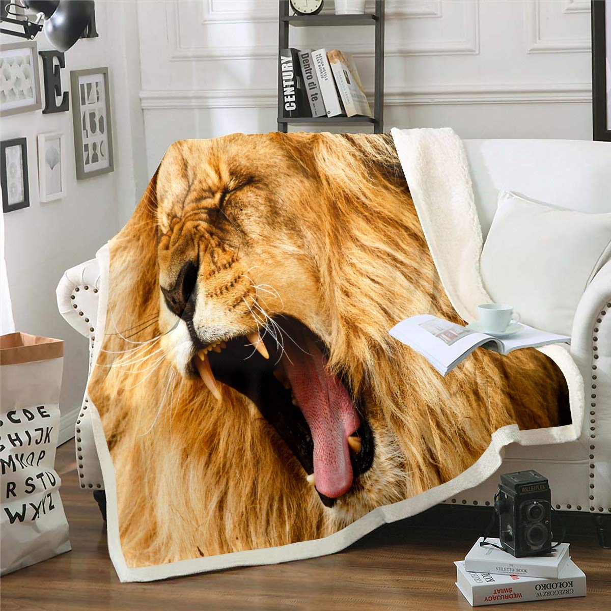 Lion Sherpa Blanket Wild Animal Pattern Blanket Wildlife Style Fleece Throw Blanket for Sofa Couch Bed Bedroom Decor Yawning Lion Plush Fuzzy Blanket Single 50"x60"