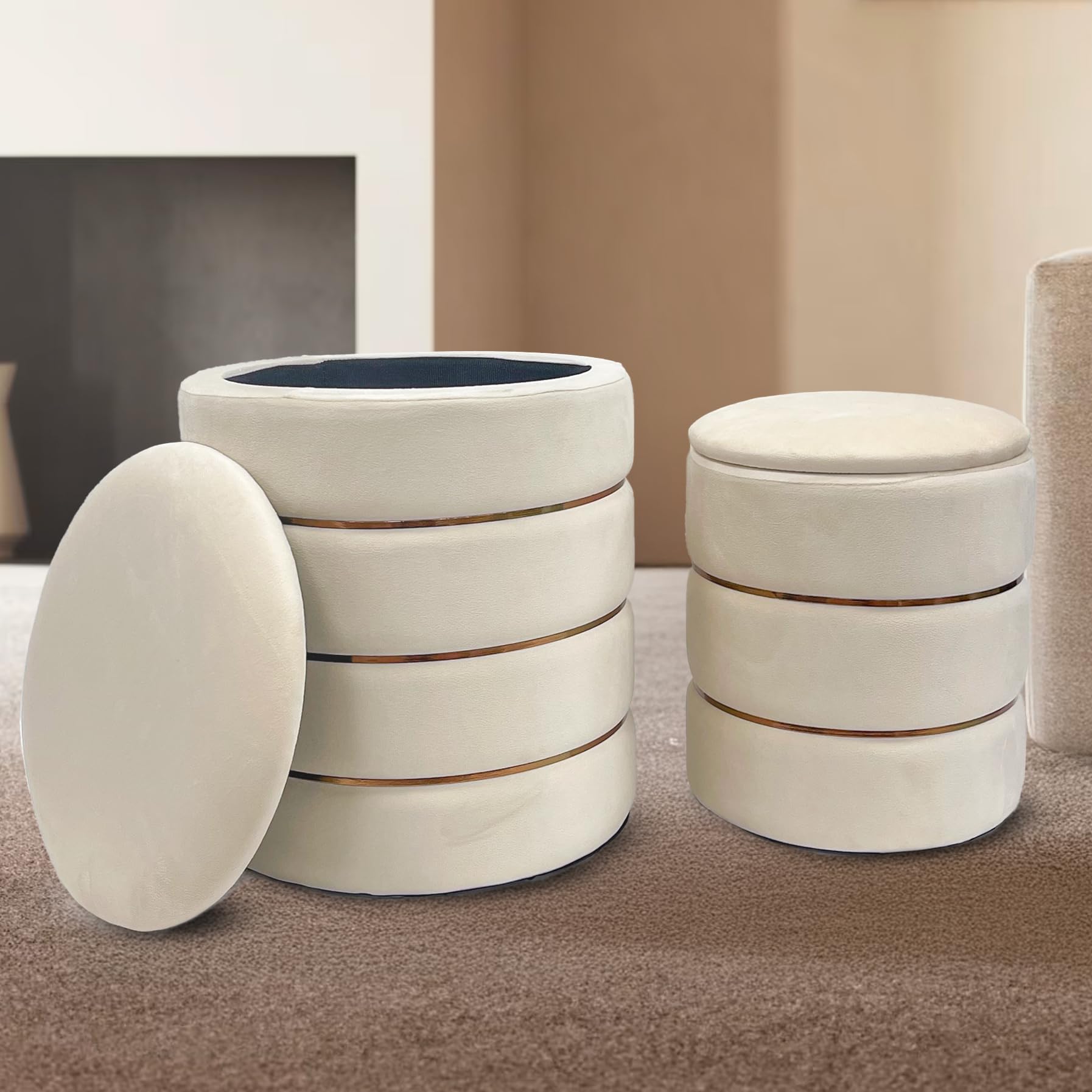 IlGruppone Set 2 Pouf Contenitori in Velluto – Pouf Arredo Moderni Impilabili, Poggiapiedi con Contenitore Salvaspazio, 4 Colori – Grande 37x41 cm, Medio 28x34 cm - Beige