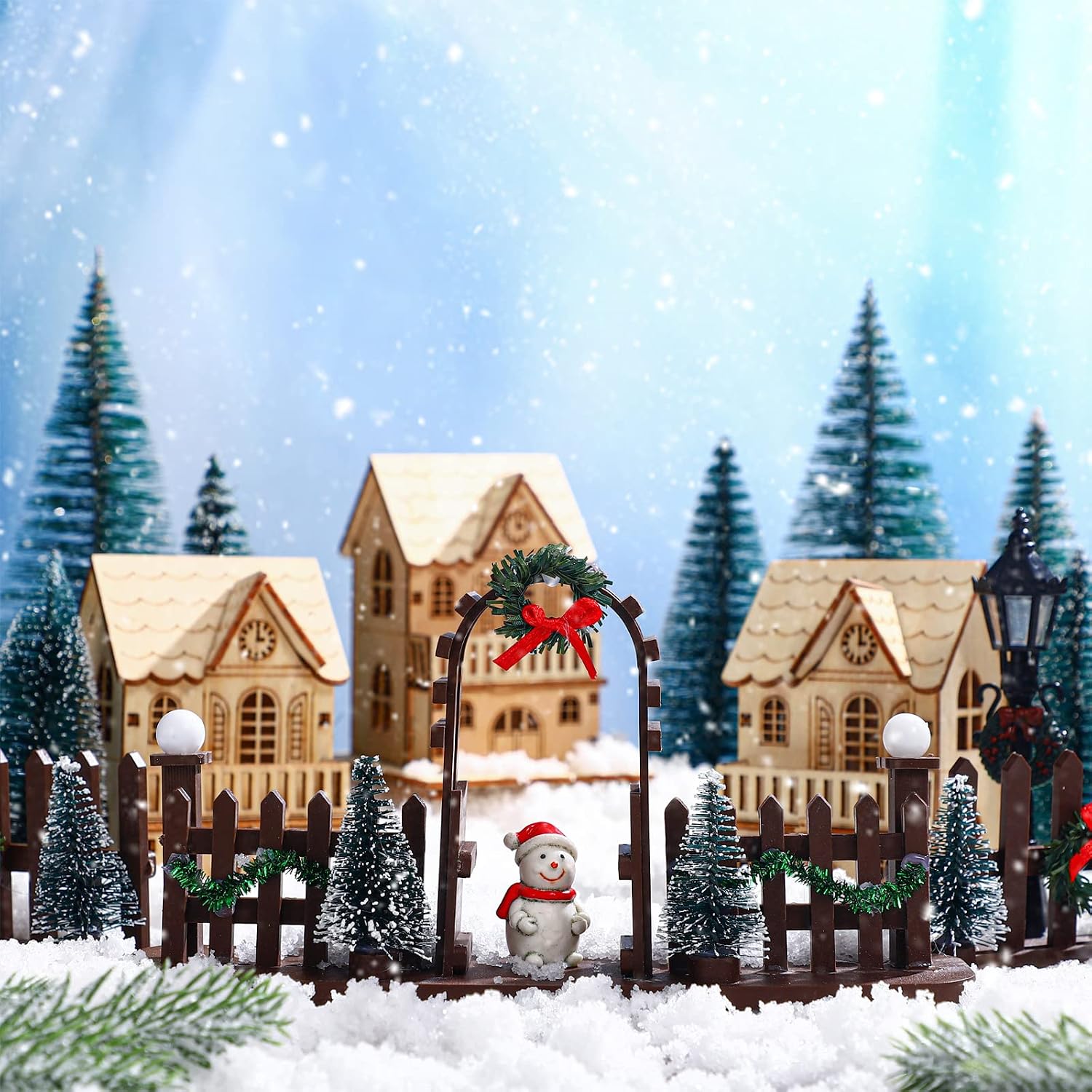 5 Pcs Christmas Village Decorative Fences Entry Gate Lit Figurine Christmas Wreath Tree Picket Fence Snow Accessories for Village Collections Snow Fence Figurine（White Series）