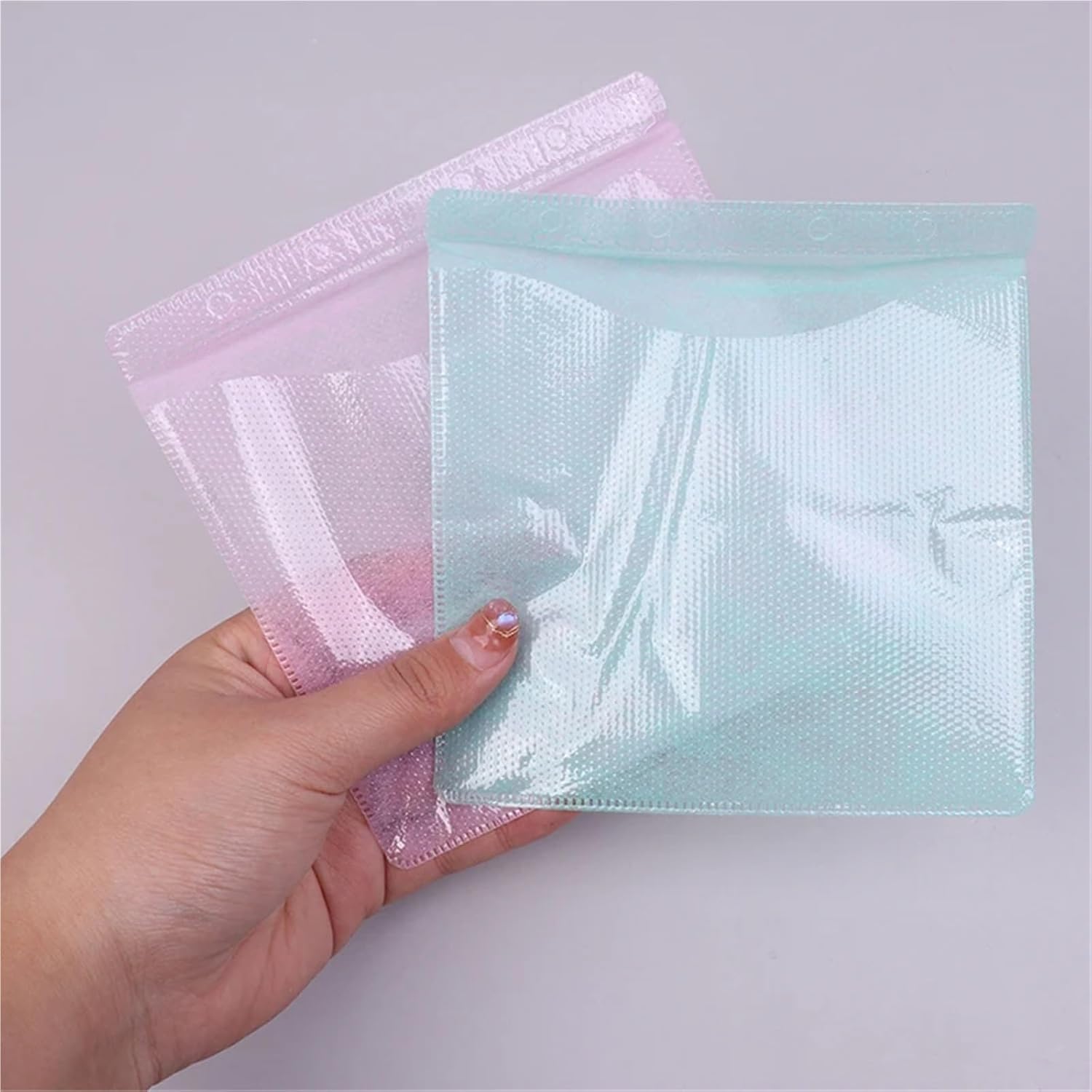 Clear CD Jewel Cases 600PCS CD DVD Double Sided Cover Storage Case Plastic Bag Sleeve Envelope Provide Storage Protection for CD and DVD Disc Folder