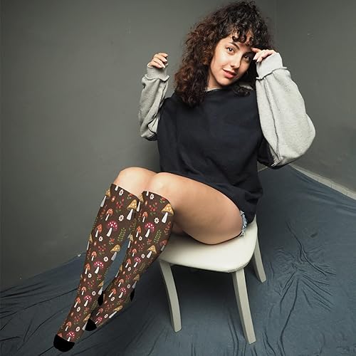 Vista 4 de devor planta hongos lindos hongos divertidos hongos mágicos calcetines de media pantorrilla calcetines tubo hombres tubo mujeres calcetines algodón