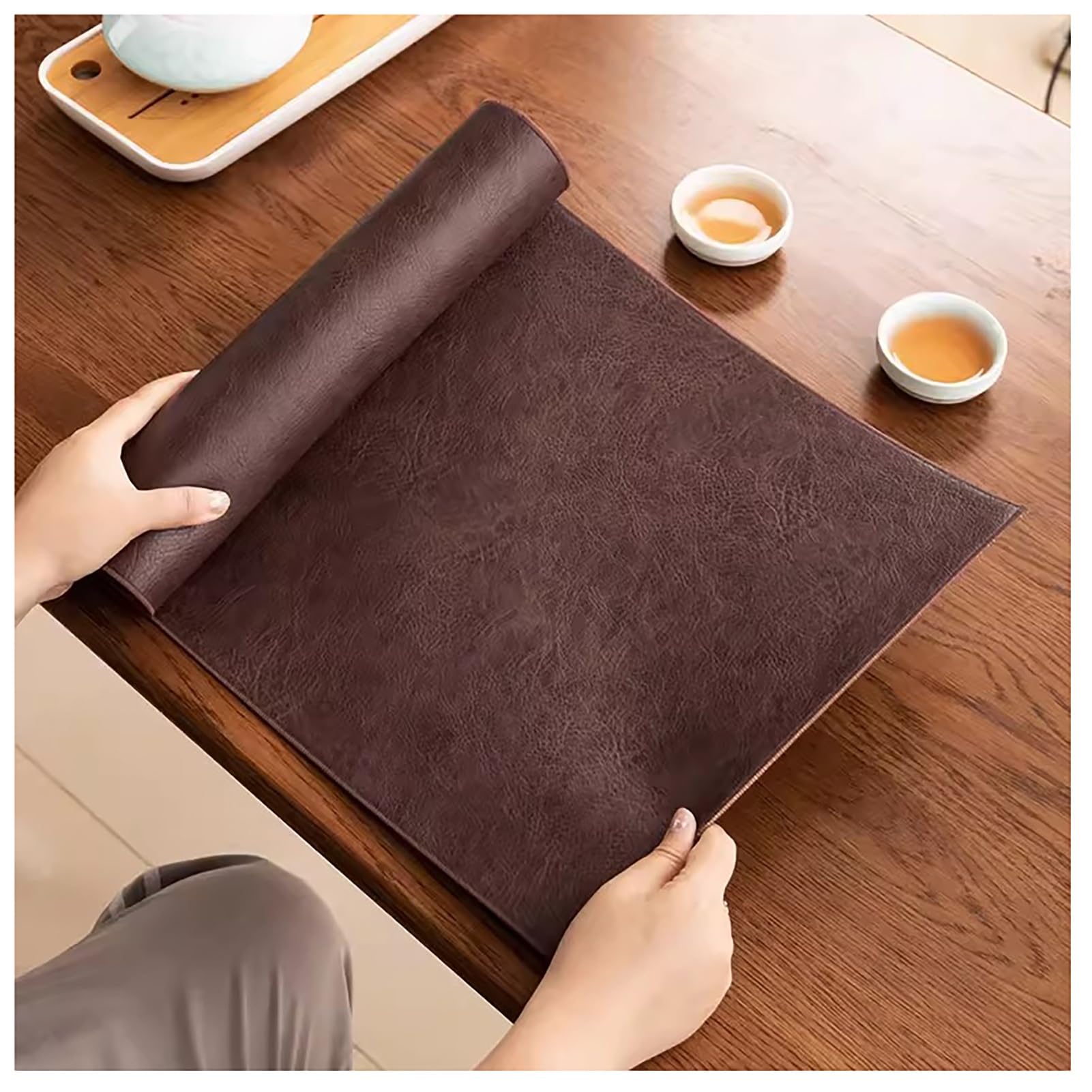 Tischläufer aus Leder, wasserdicht und ölbeständig, geeignet for Esstische, Couchtische, Schminktische und Heimdekoration(Dark Brown,30x120cm/11.8x47.2in)
