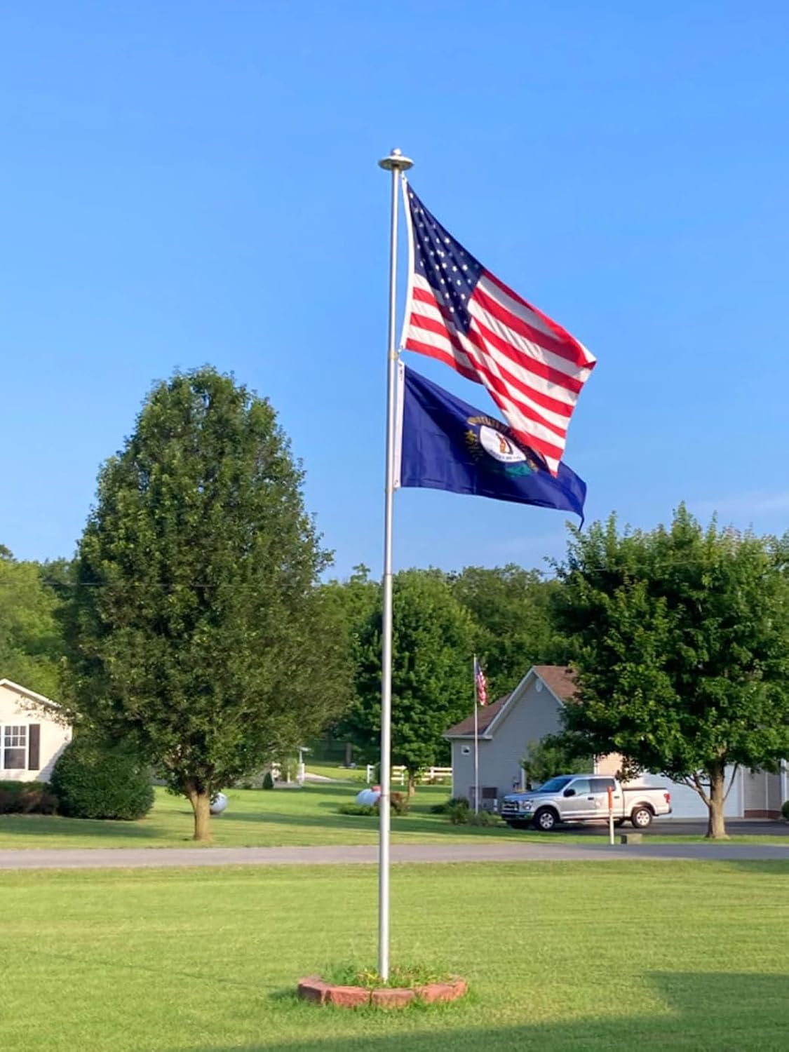 Kentucky Flag 4X6 FT 100% Made in The USA-Heavy Duty Vibrant Colors Double Sided Kentucky State Flag with 2 Brass Grommets for Home/Company/Indoor Outdoor Decoration