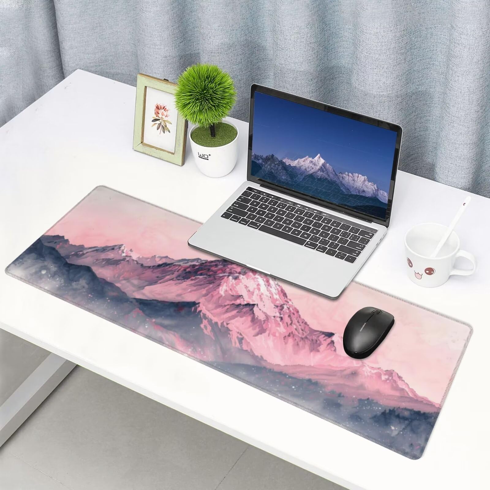 Tappetino Mouse, Tappetino Mouse Gaming Grande XXL 1500x800x3mm Tappetino Scrivania Mouse Pad, Base in Gomma Antiscivolo, Bordi Cuciti,Lavabile, Mousepad per Ufficio e Gaming (Montagne Rosa) R-176