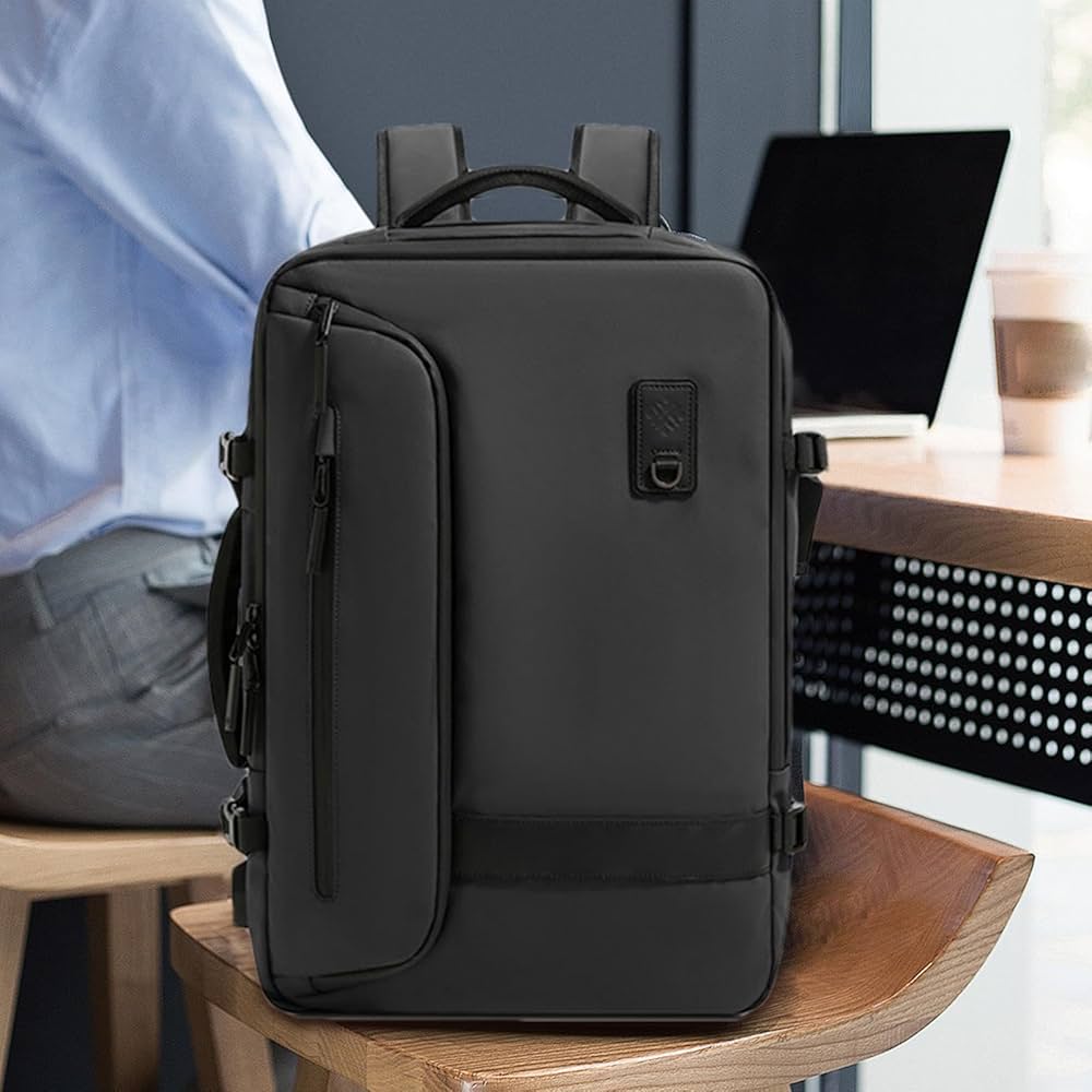 AIRBACK ブラック リュック・バックパック　圧縮ポンプ付き 未使用 AIRBACK バックパック ブラック 圧縮ポンプカバー付