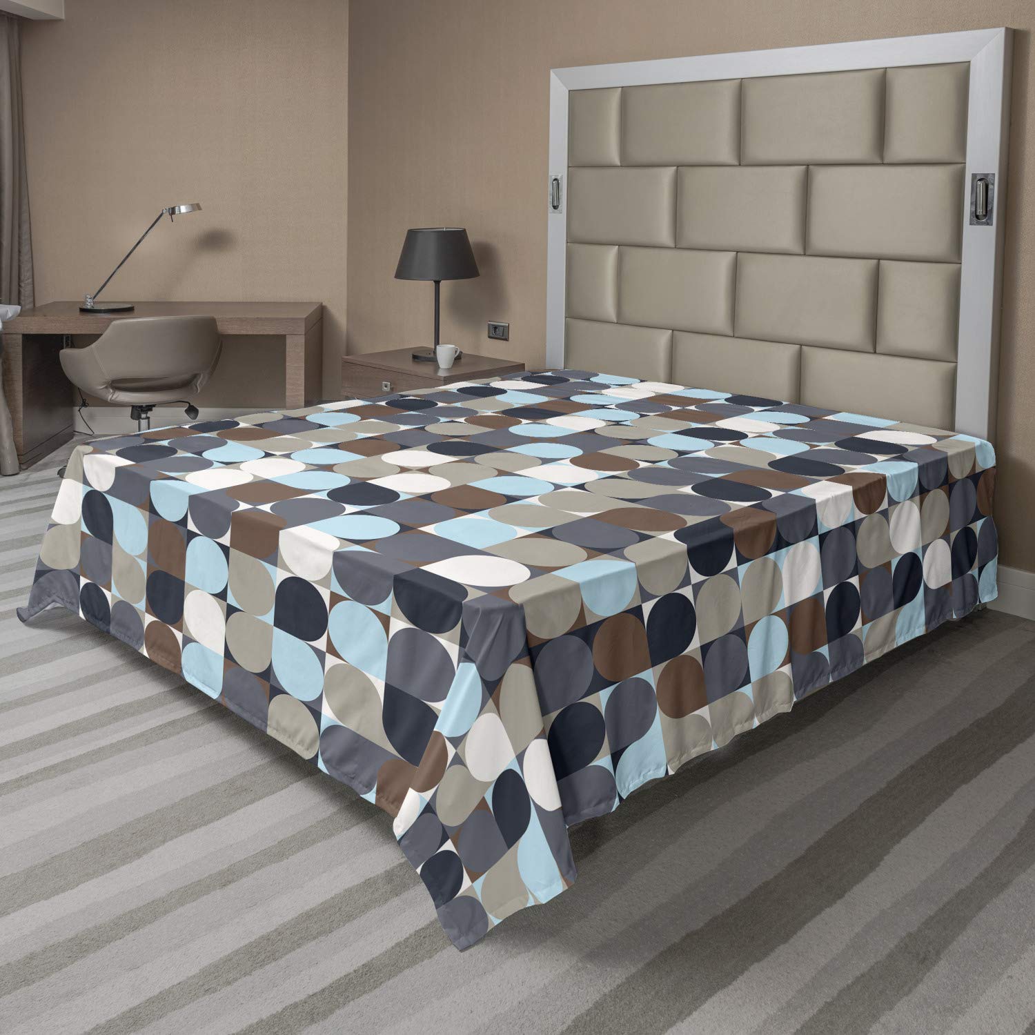 Lunarable Geometric Circle Flat Sheet, Retro Themed Grid Pixel Polygons Web in Earthen Effects Pop Art Inspired, Soft Comfortable Top Sheet Decorative Bedding 1 Piece, California King, Multicolor