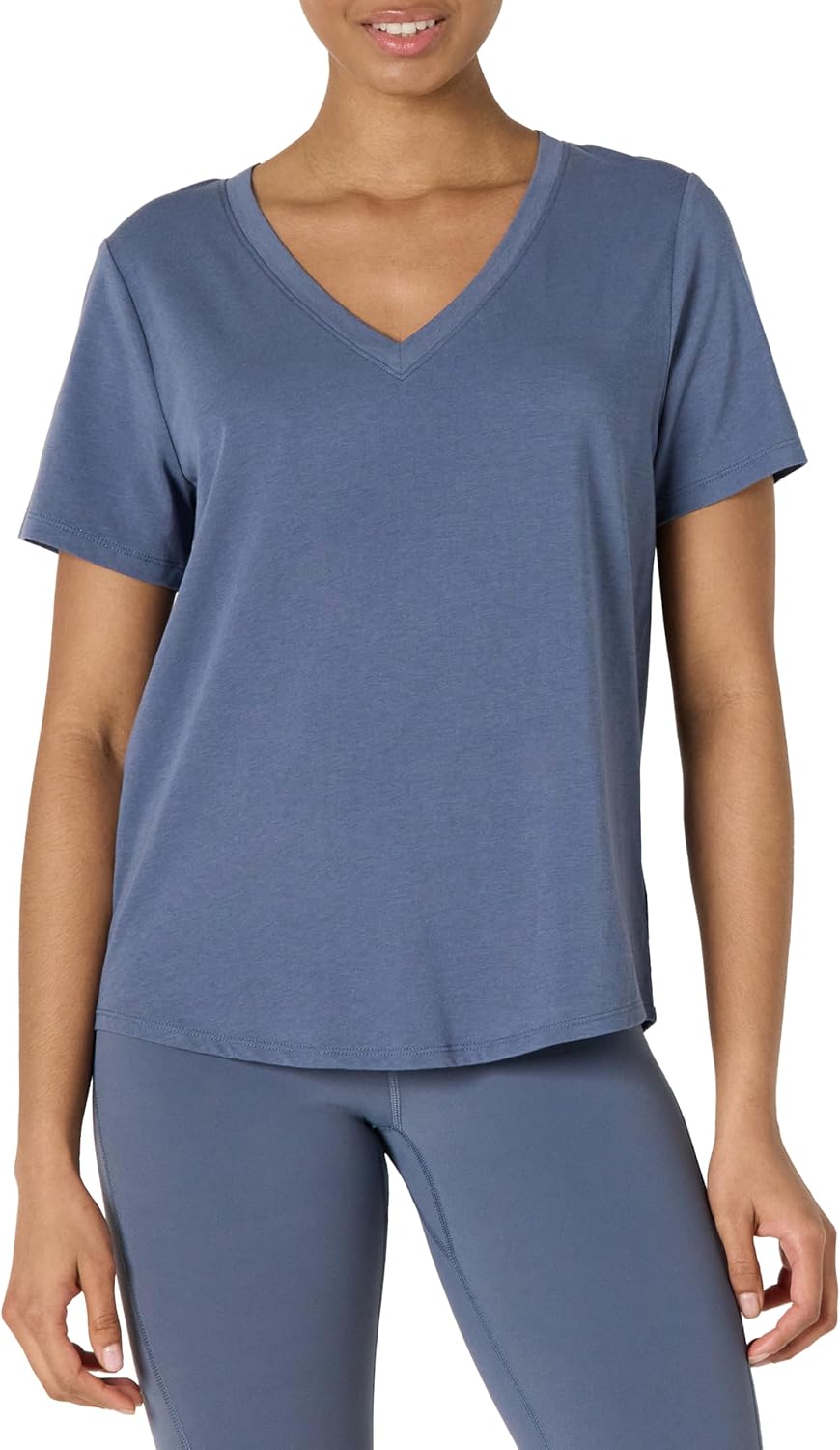 Amazon Essentials Women's Active Soft Cotton Relaxed Fit V-Neck Short Sleeve Lightweight Yoga Workout T-Shirt