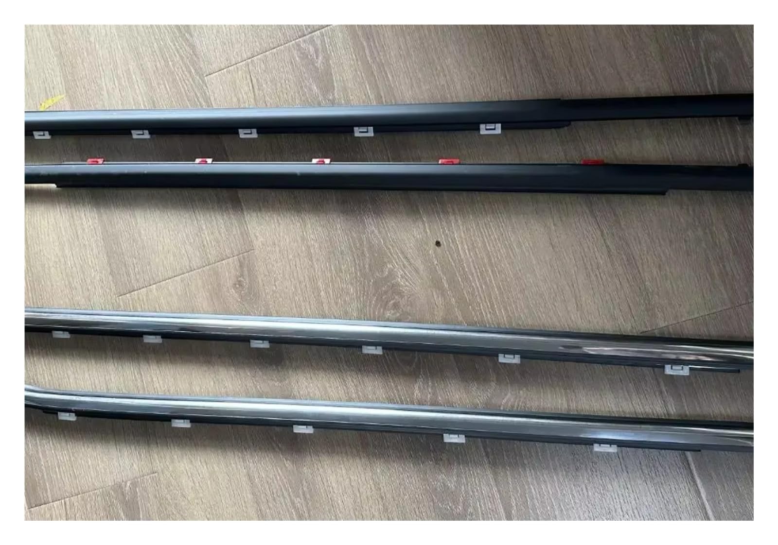 Iukmrt Chrome For Changan For Cs35 Plus Glass Protector Weatherstrip Outer Laminate Rubber Strip 4 X Black Outside Window Car Door Seal Protector(Chrome)