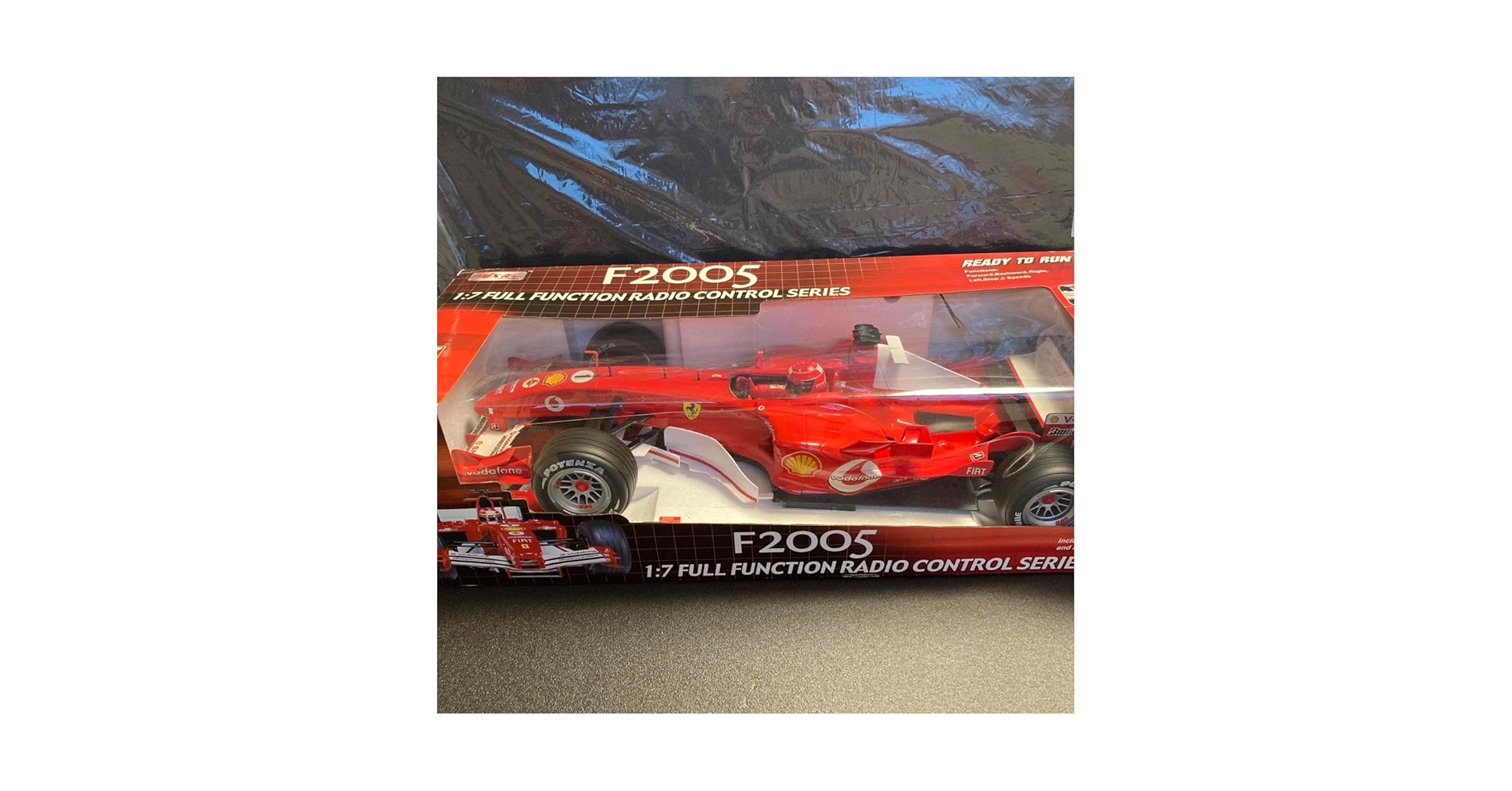 Ferrari ミニカー 赤 1/7 ラジコン　フェラーリ Amazon.co.jp: ラジコン フェラーリ F2005 1/7 : おもちゃ