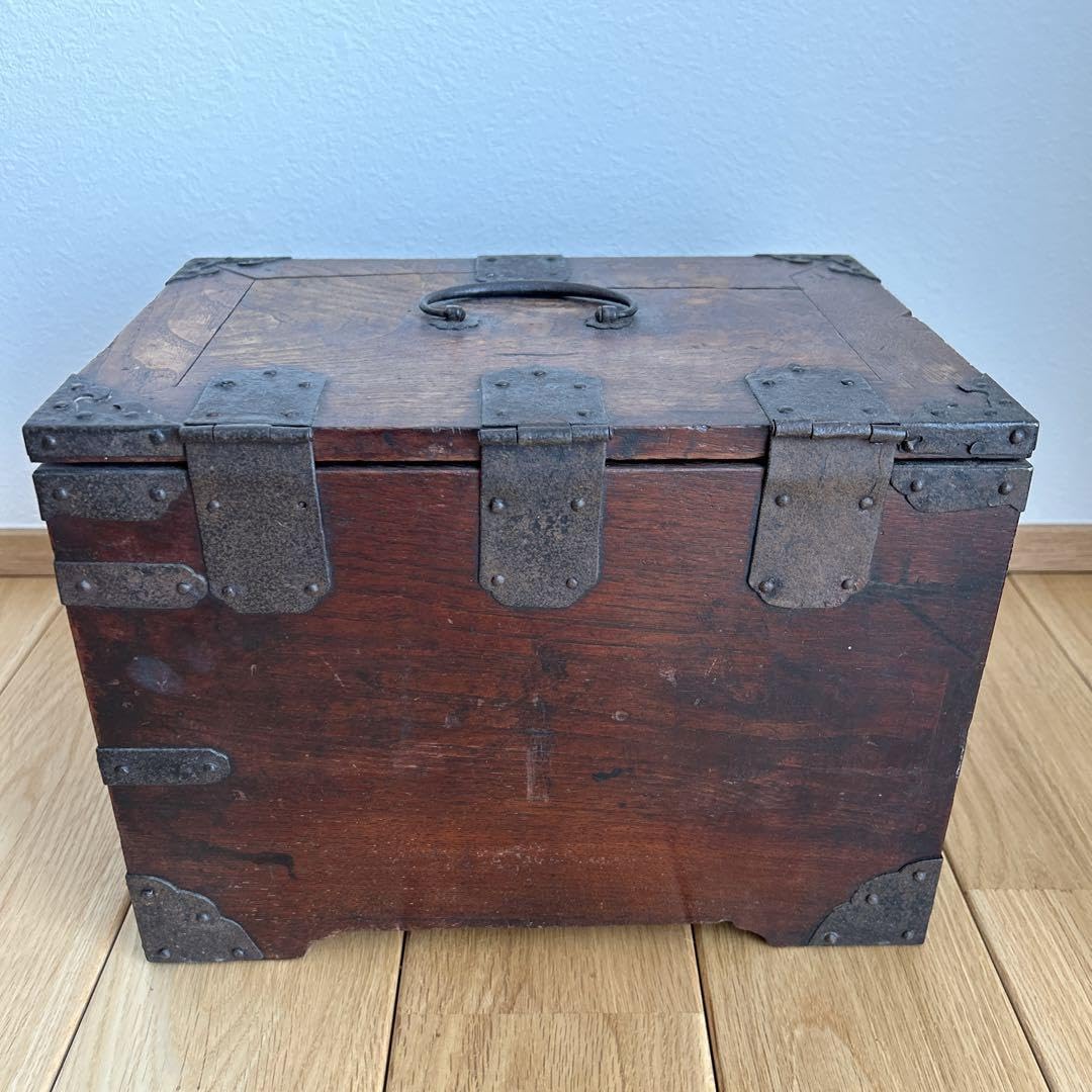 アンティーク骨董品銭箱